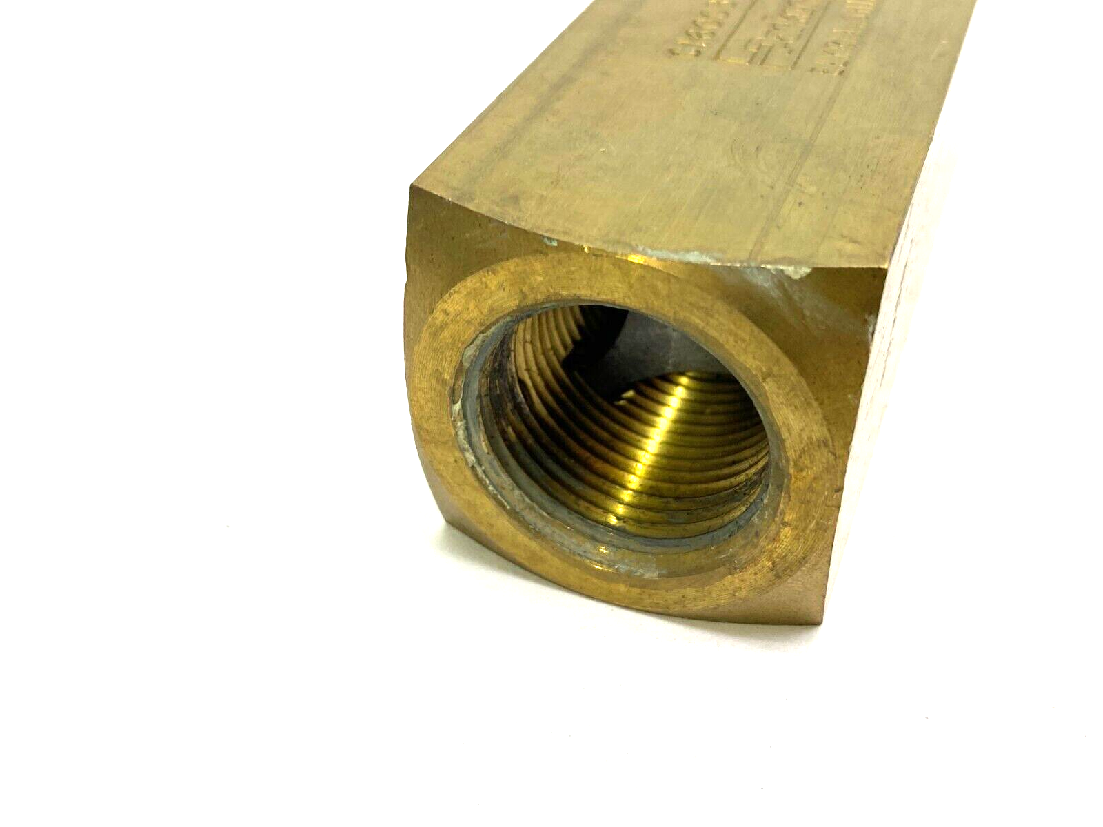 Parker C1600B-10BD Brass Colorflow Hydraulic Check Valve 500psi C1600B - Maverick Industrial Sales