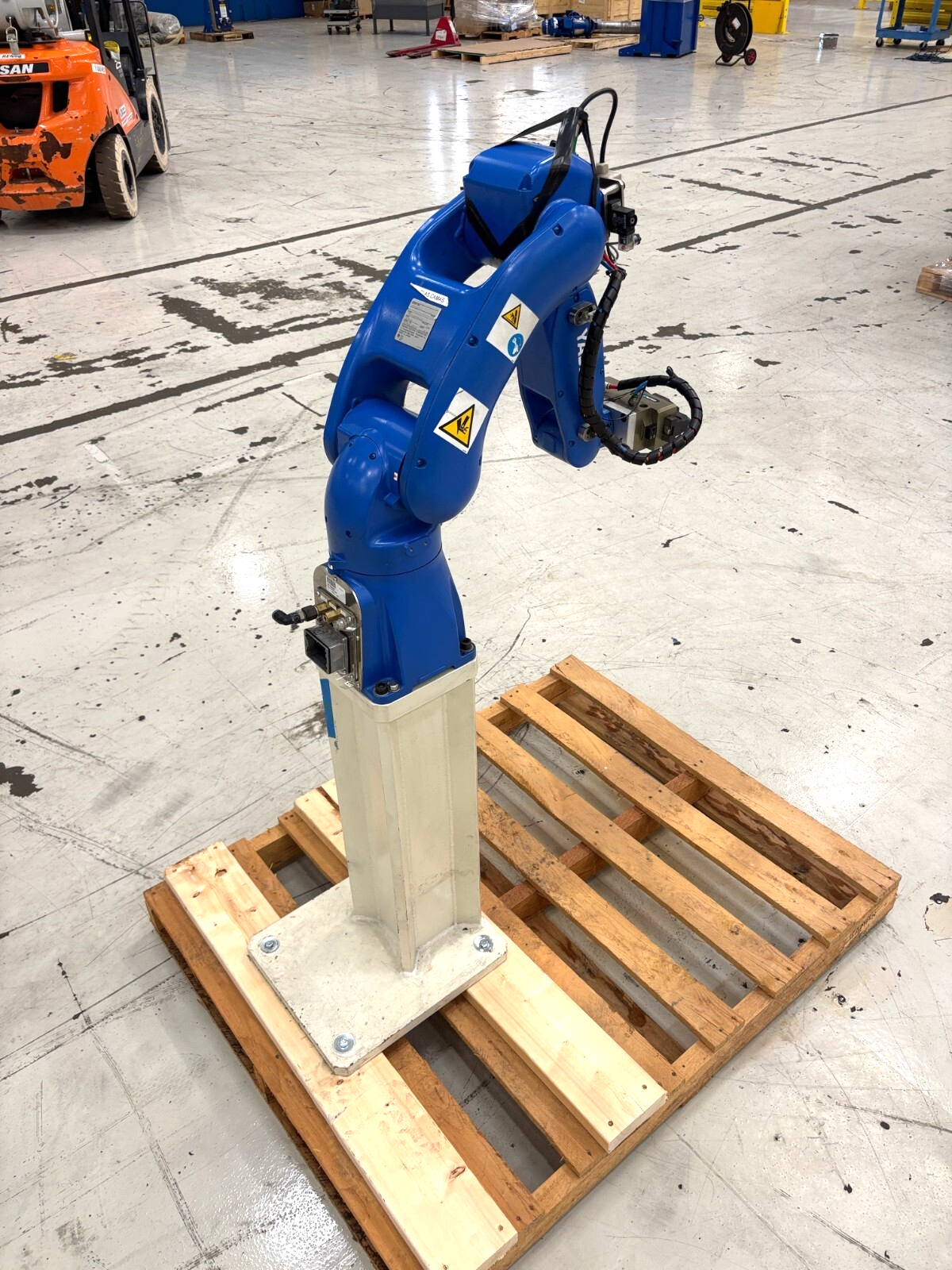 Yaskawa YR-1-06VX8-A00 Robot Arm & Pedestal, 8 KG Payload, 2017 - Maverick Industrial Sales