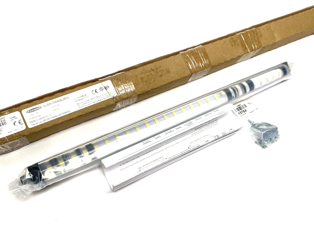 Banner Engineering WLS28-2XW430L25XQ Work Light LED Strip Length: 430 mm 88020 - Maverick Industrial Sales