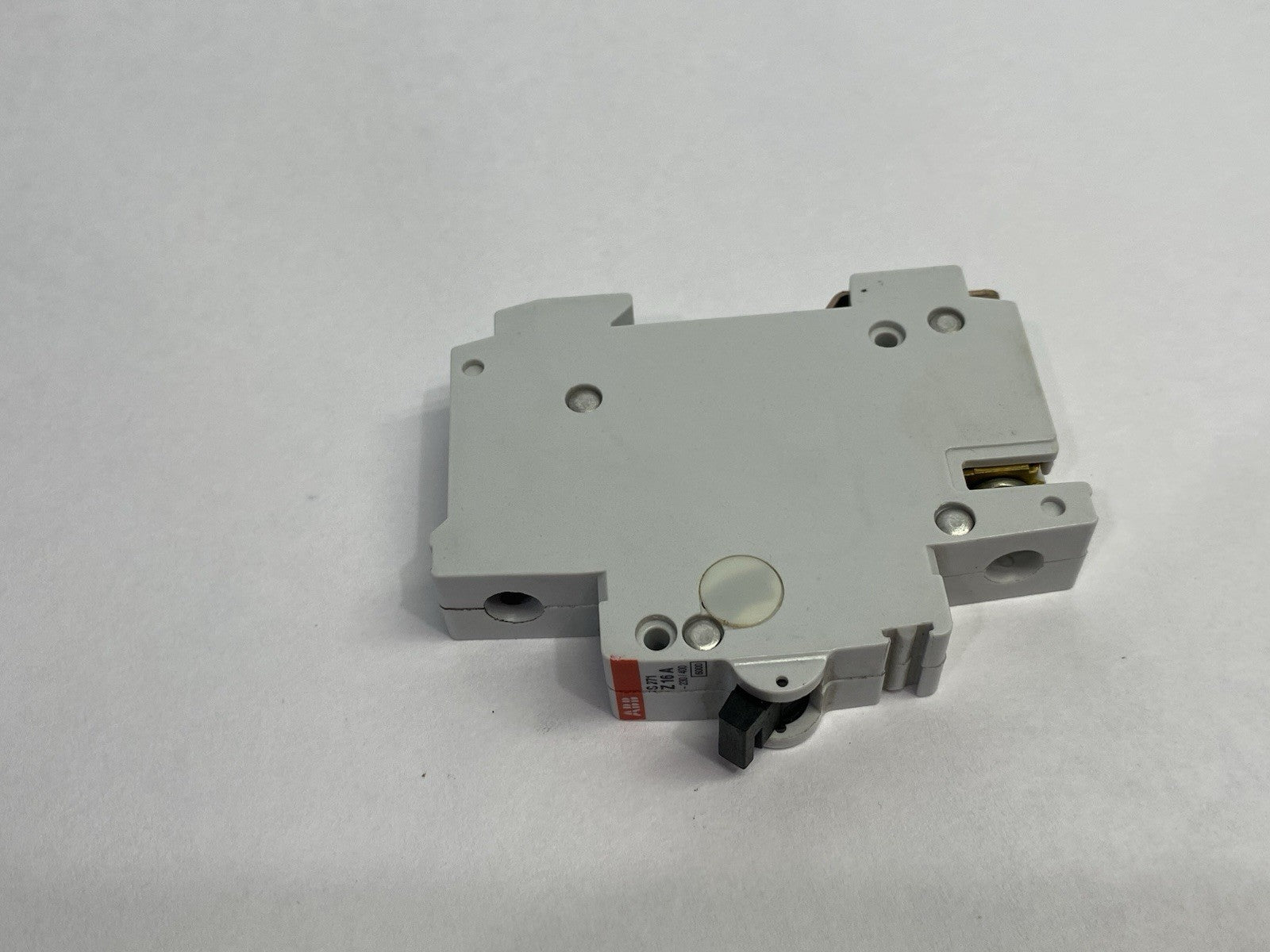 S271 Z 16 A | ABB Miniature Circuit Breaker 1-Pole DIN Rail - Used - Maverick Industrial Sales