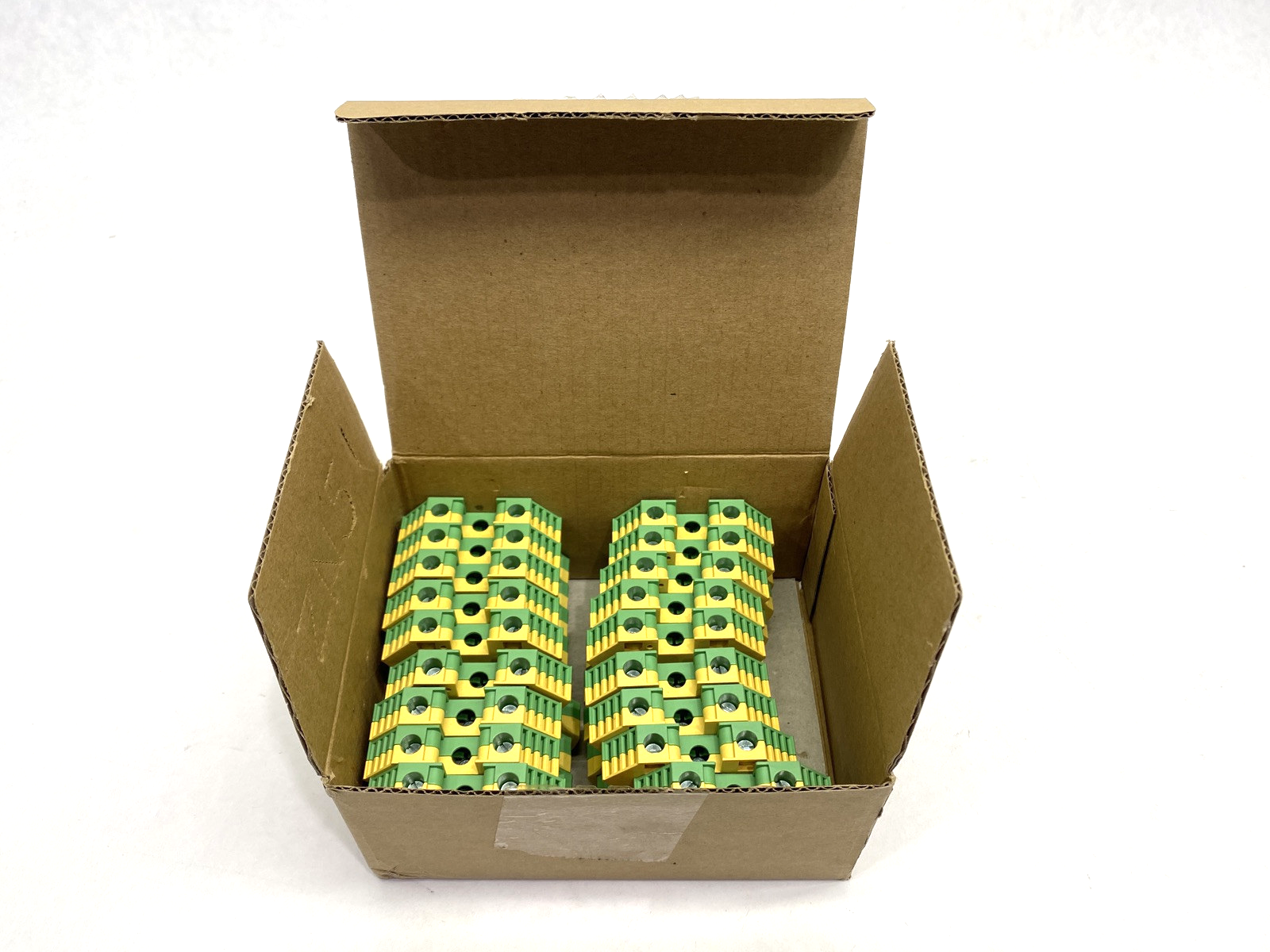 Cooper Bussmann DG60-YG Terminal Block PACKAGE OF 18 - Maverick Industrial Sales