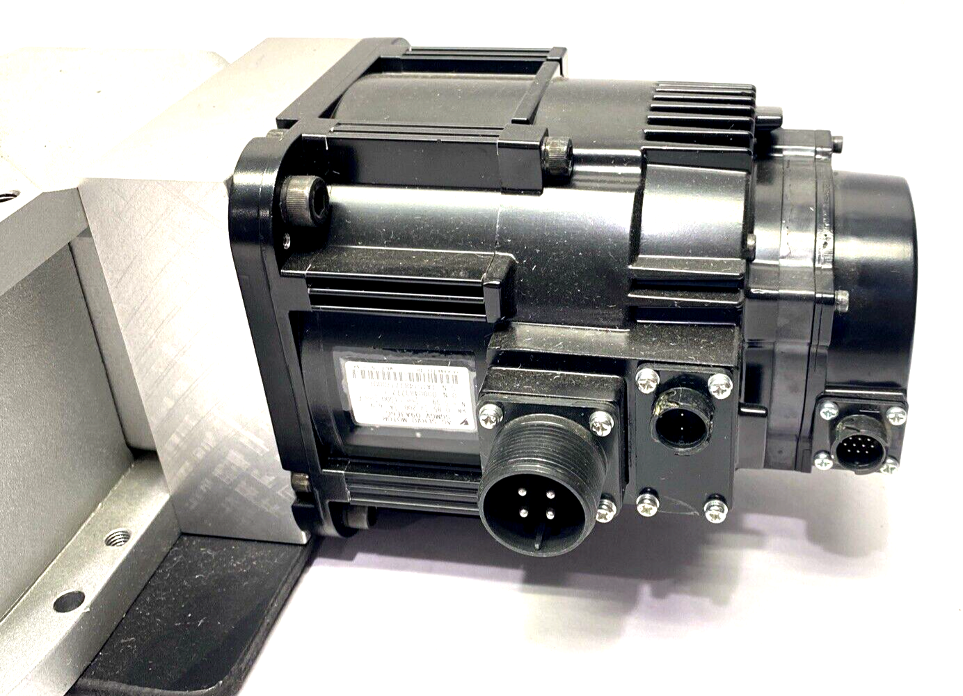Camco 115RSD 16 1 S2 Rotary Servo Drive/Positioner, Yaskawa SGMGV-09A3E6C Motor - Maverick Industrial Sales