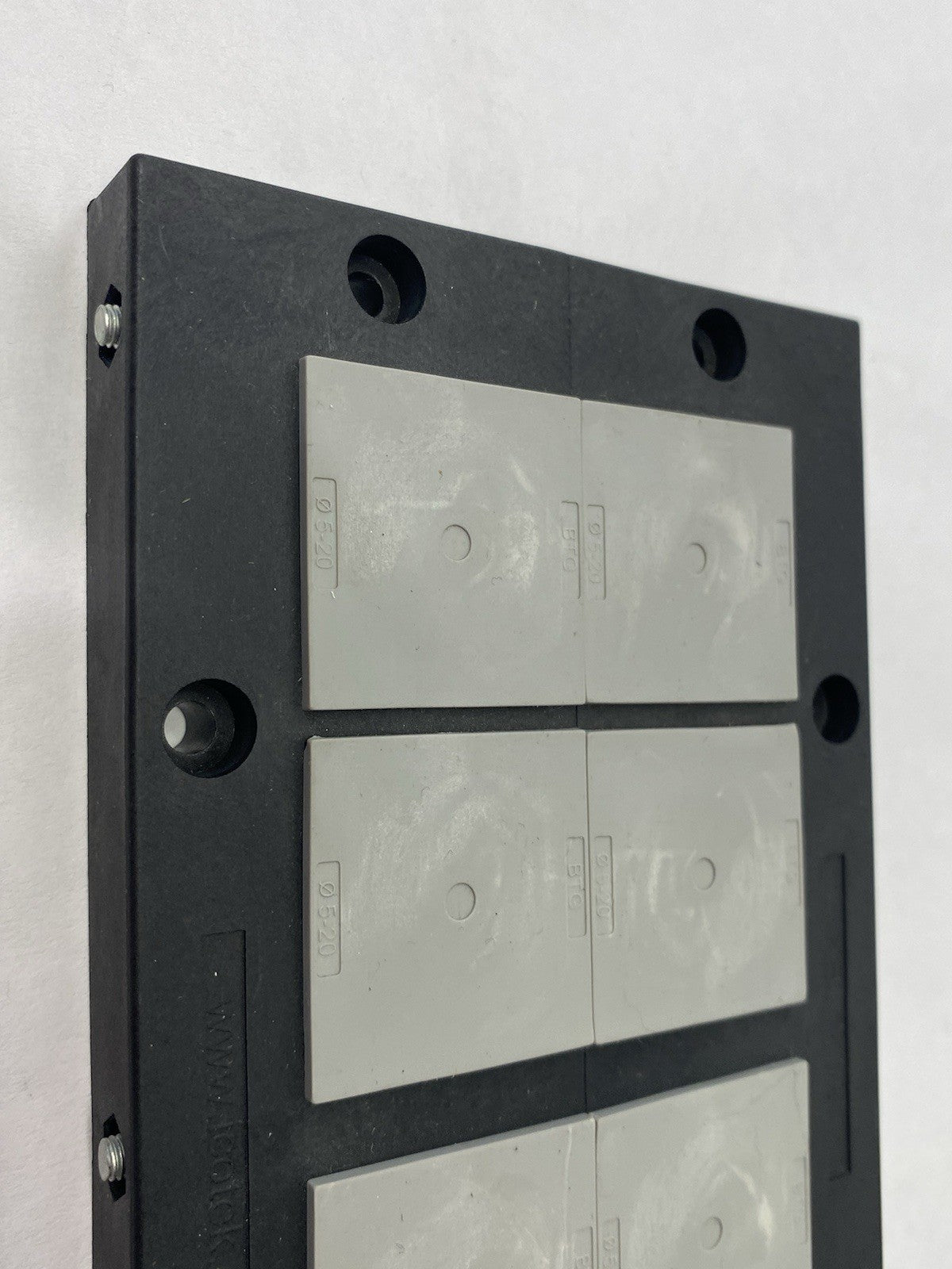 Icotek 47240 Split Multi Cable Transit Frame, up to 75mm Dia. KEL183/8 - Maverick Industrial Sales
