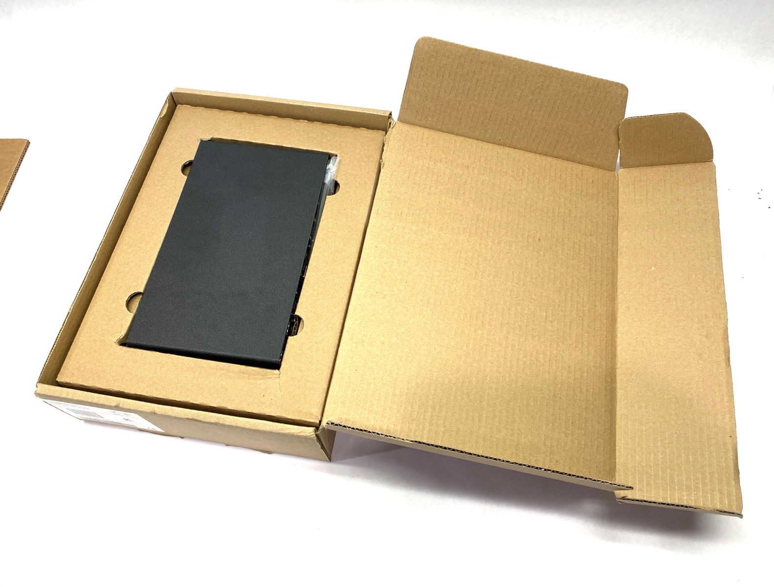 Pepperl+Fuchs ICDM-RX/TCP-8DB9/2RJ45-PM Comtrol DeviceMaster Pro 8-Port 70114047 - For parts or not working - Maverick Industrial Sales