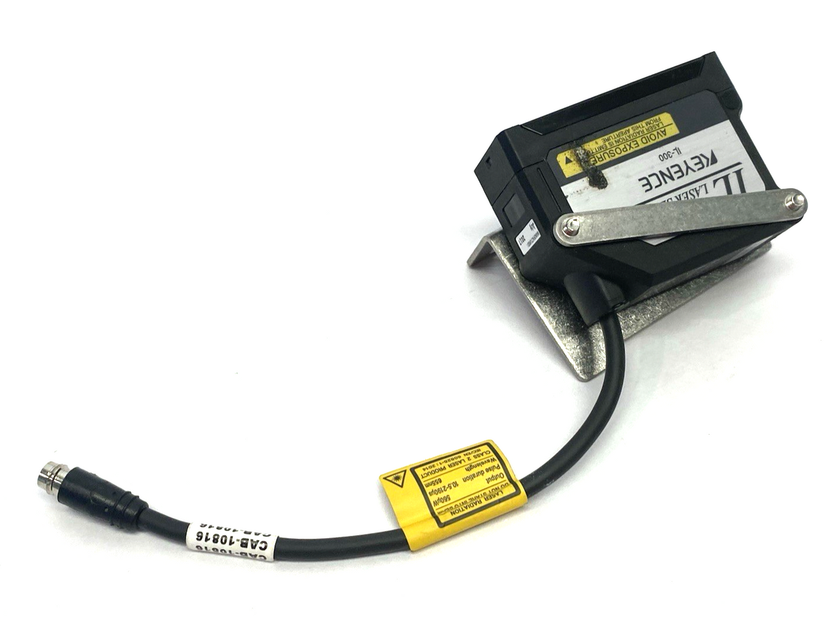 | Keyence IL-300 CMOS Multi-Function Analog Laser Sensor, 300mm Ref. Distance - Used - Maverick Industrial Sales