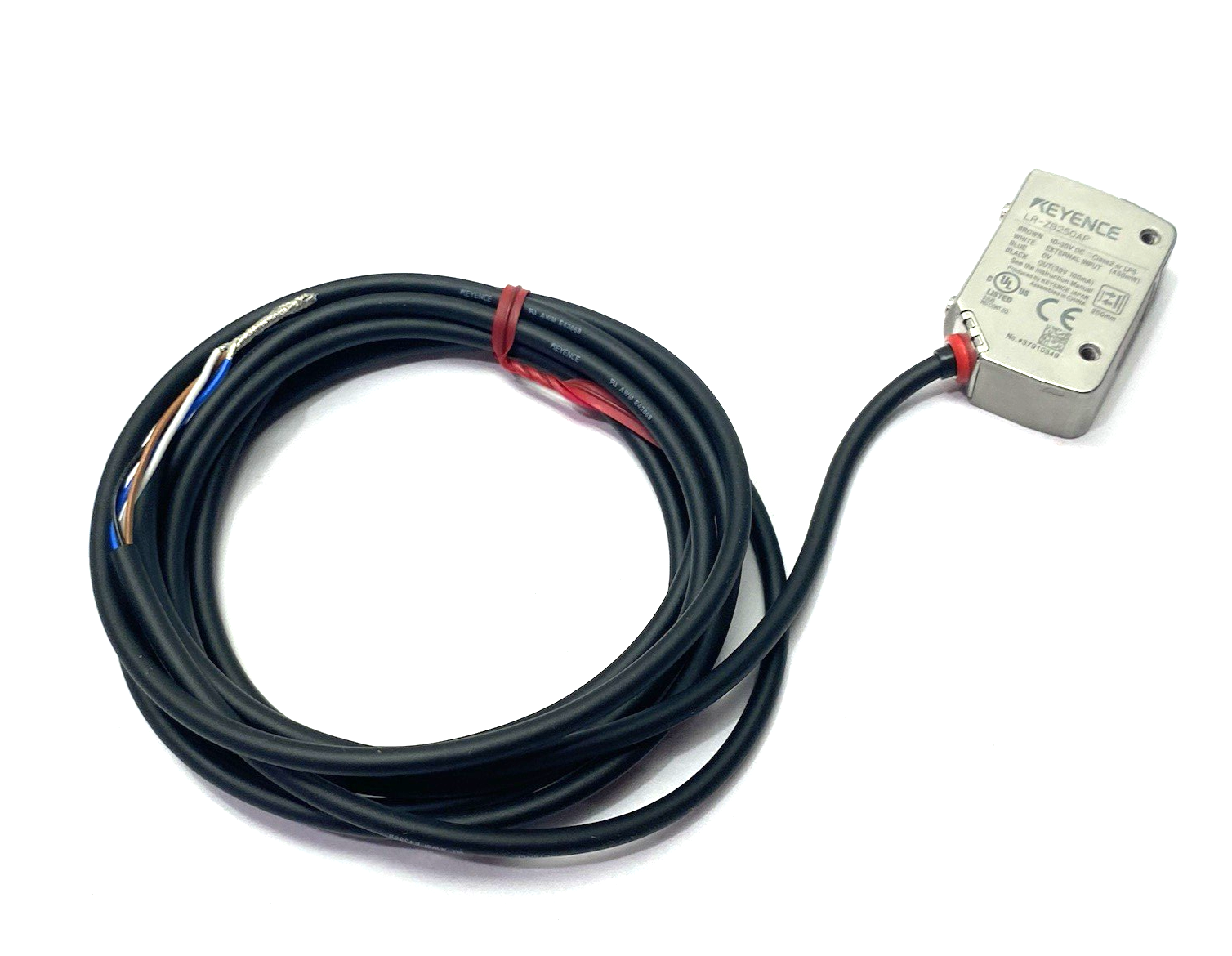 LR-ZB250AP | Keyence Rectangular Self Contained CMOS Laser Sensor 250mm - New – Open box - Maverick Industrial Sales