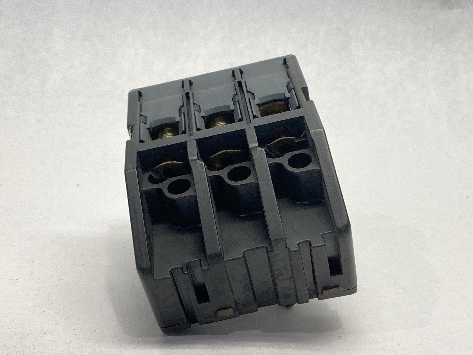 Schneider Electric LR3D3322 TeSys Deca Thermal Overload Relay 17-25A - Maverick Industrial Sales