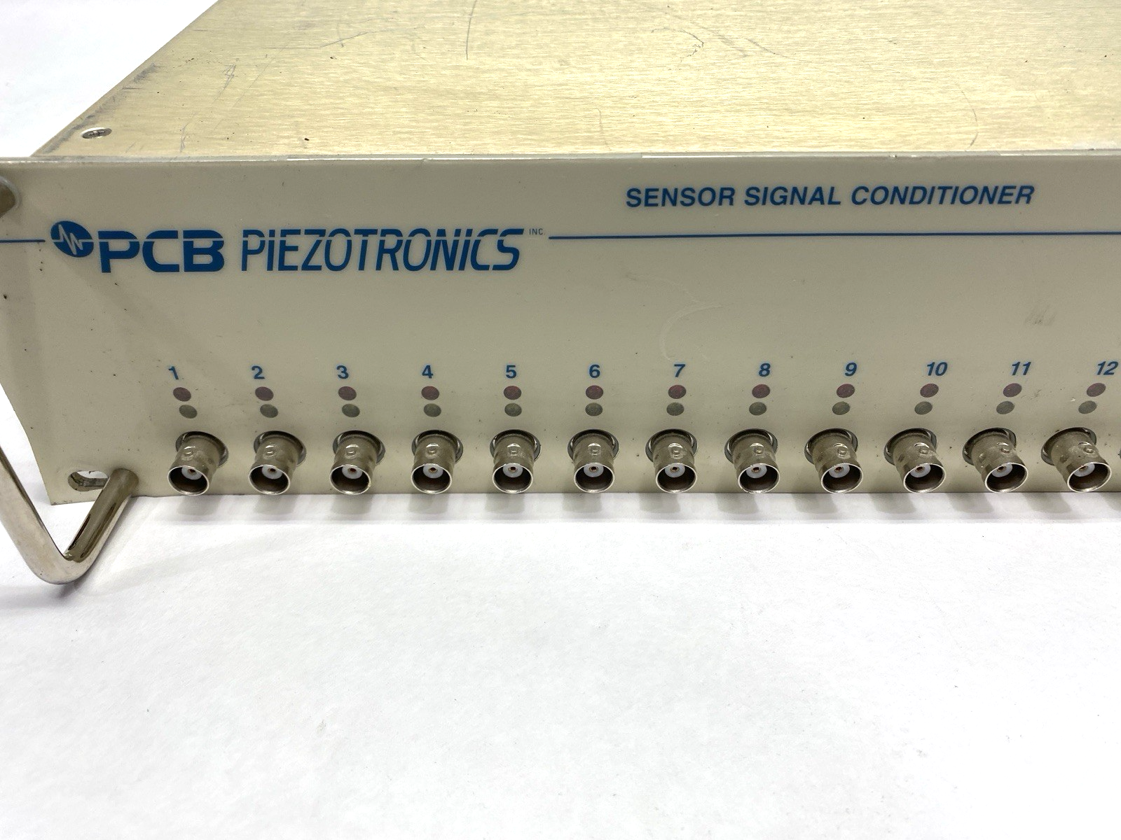 PCB Piezotronics 481 Sensor Signal Conditioner 240V 50/60Hz - Maverick Industrial Sales