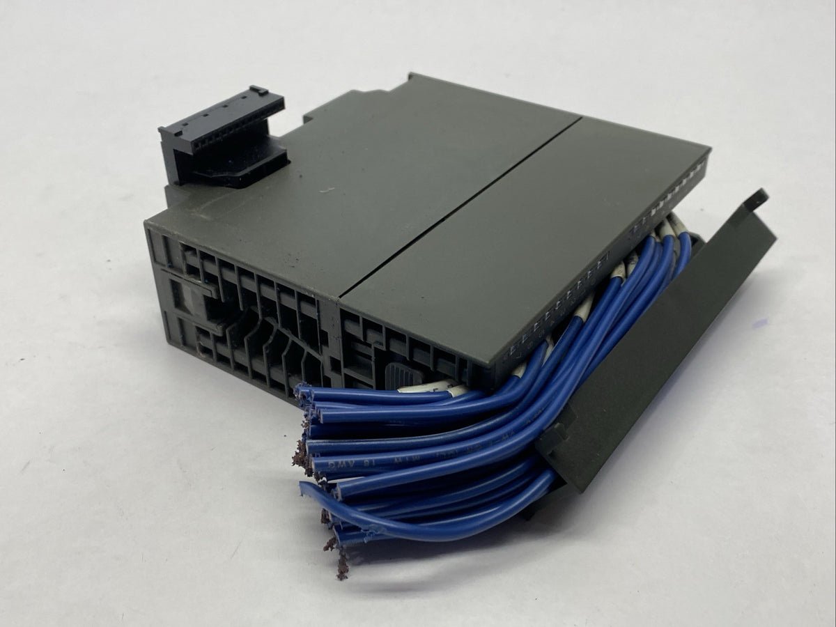 6ES7322-1BL00-0AA0 | Siemens Simatic S7 Digital Output Module SM322 - Used - Maverick Industrial Sales