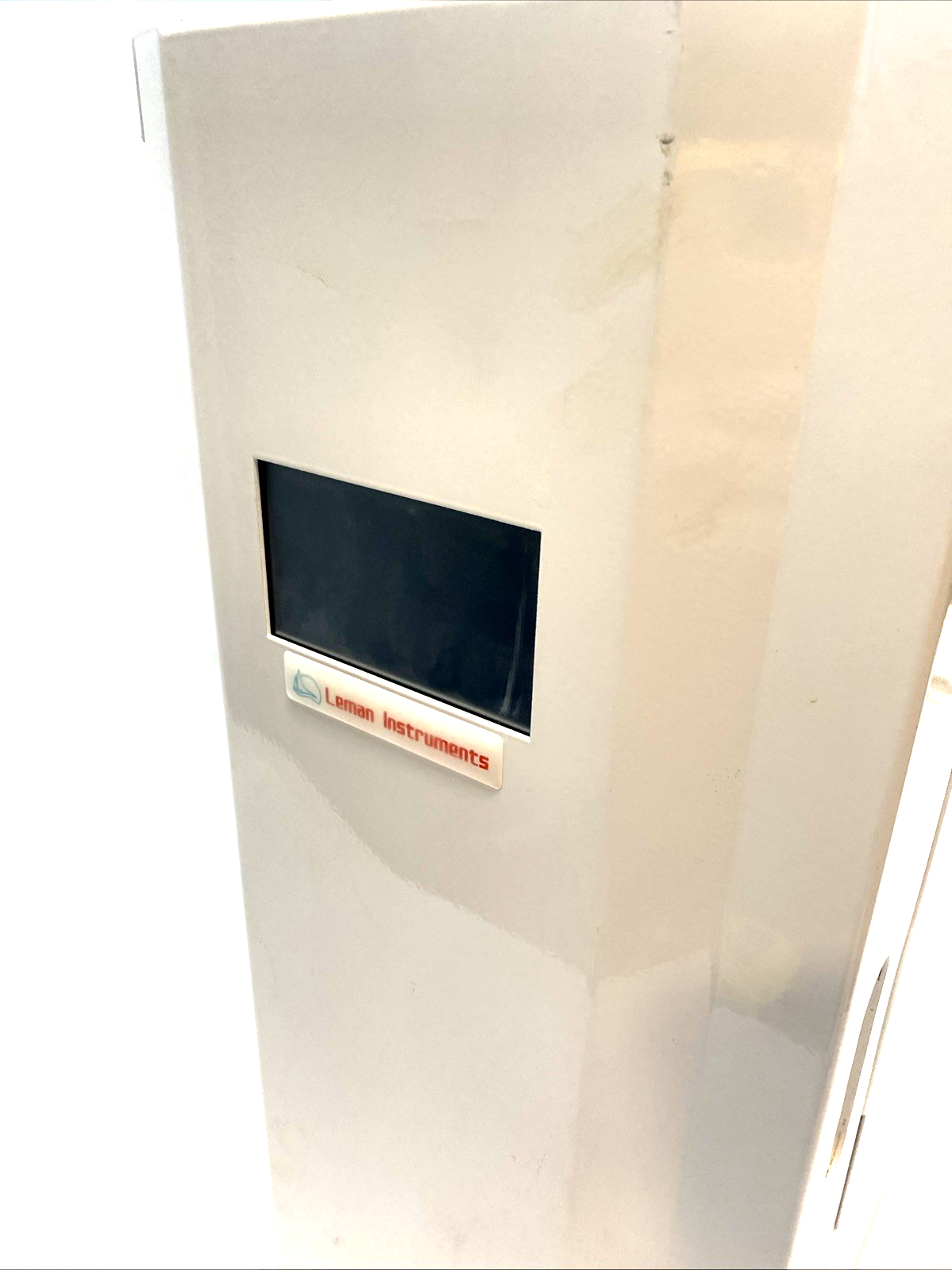 AEROSTATION 40LC | Leman Instruments Ultra Zero Air Generator Lab DAMAGED OVEN FAN - For parts or not working - Maverick Industrial Sales