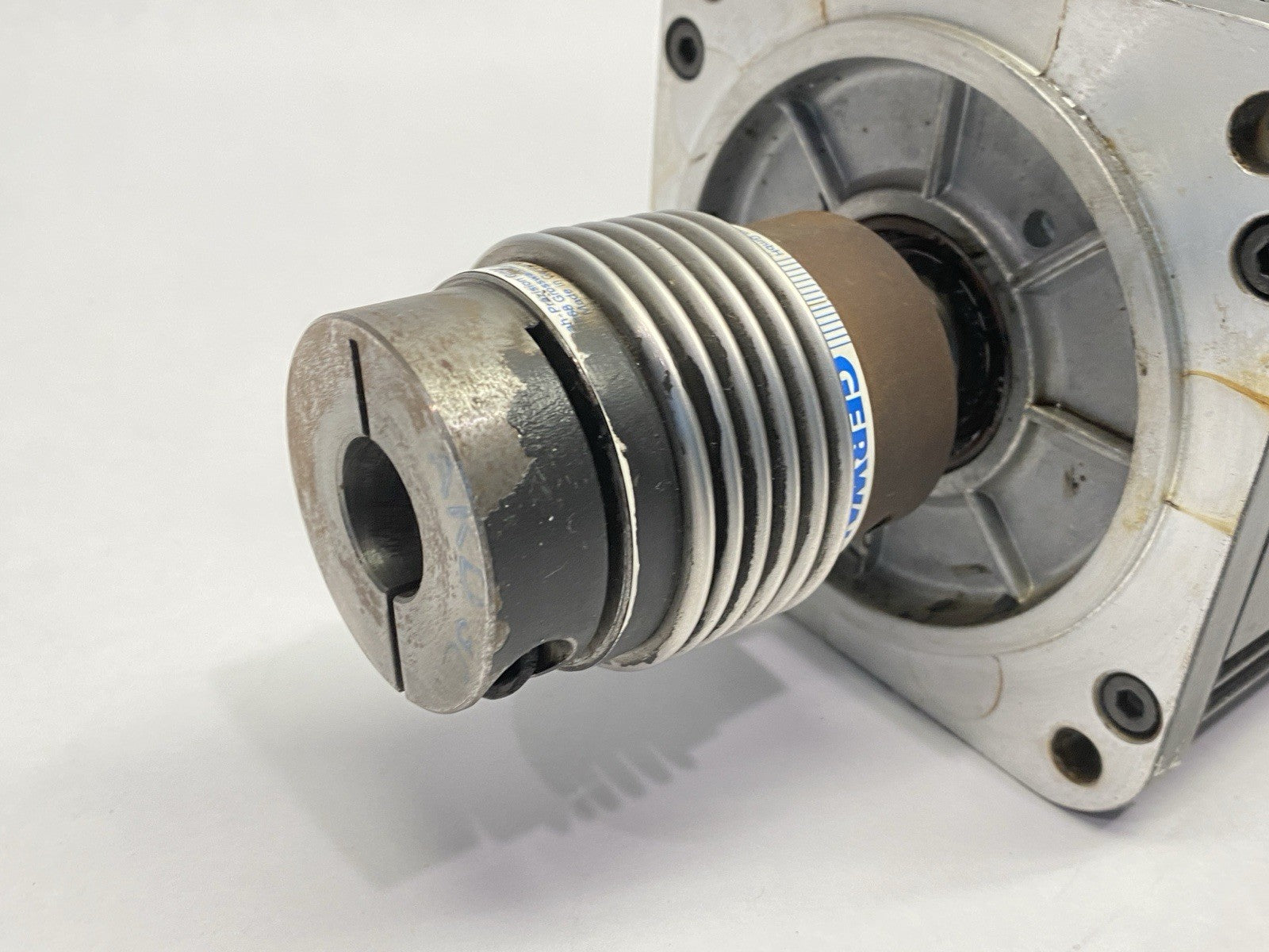 Indramat MAC071C-0-NS-4-C/095-A-0/DI522LV/S004 MAC AC Servo Motor R911242664 - Maverick Industrial Sales
