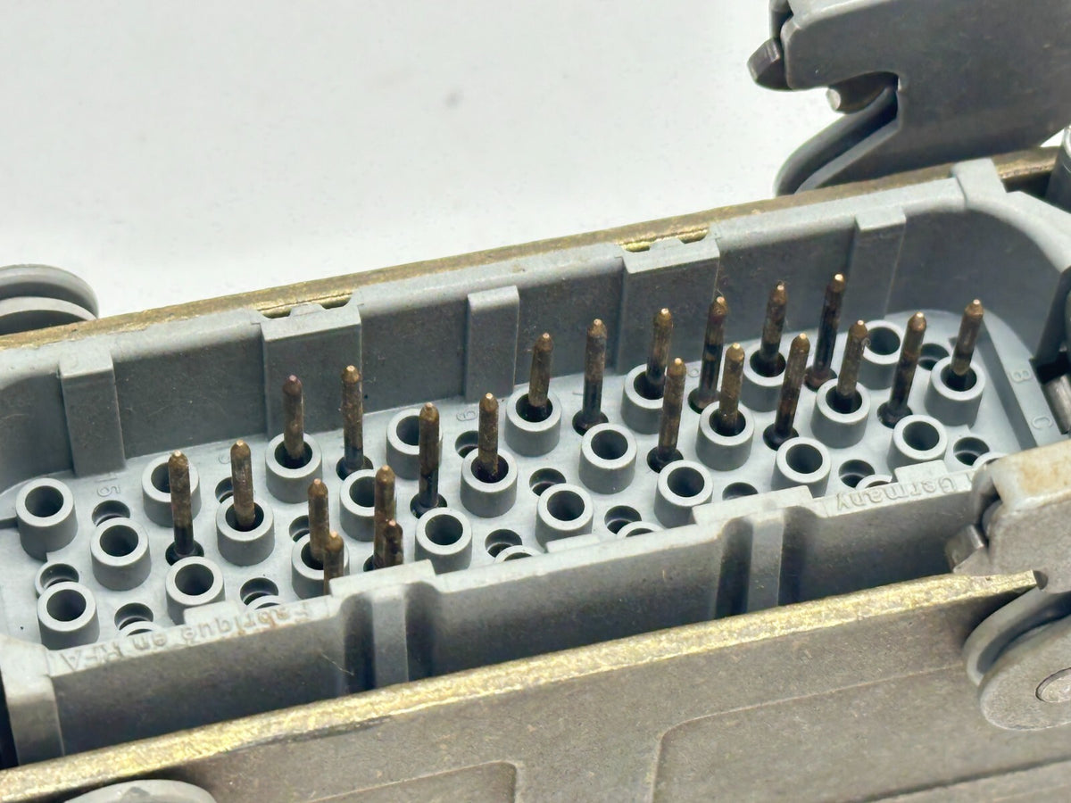 09300160540,09210643001 | Harting 09210643001 Han D 64 Pos. M Insert Crimp HAN-D64M NO PINS w/ 09300160540 - Maverick Industrial Sales