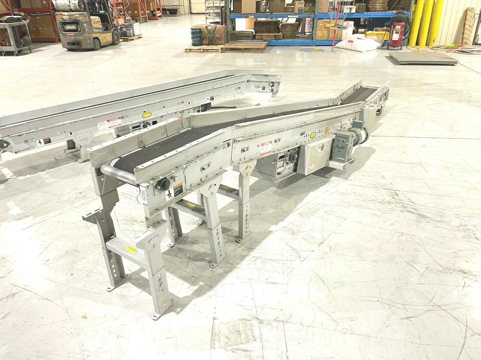 Hytrol Incline Belt Parcel Conveyor 162" Long, Adjustable Height, 10"W Belt - Maverick Industrial Sales