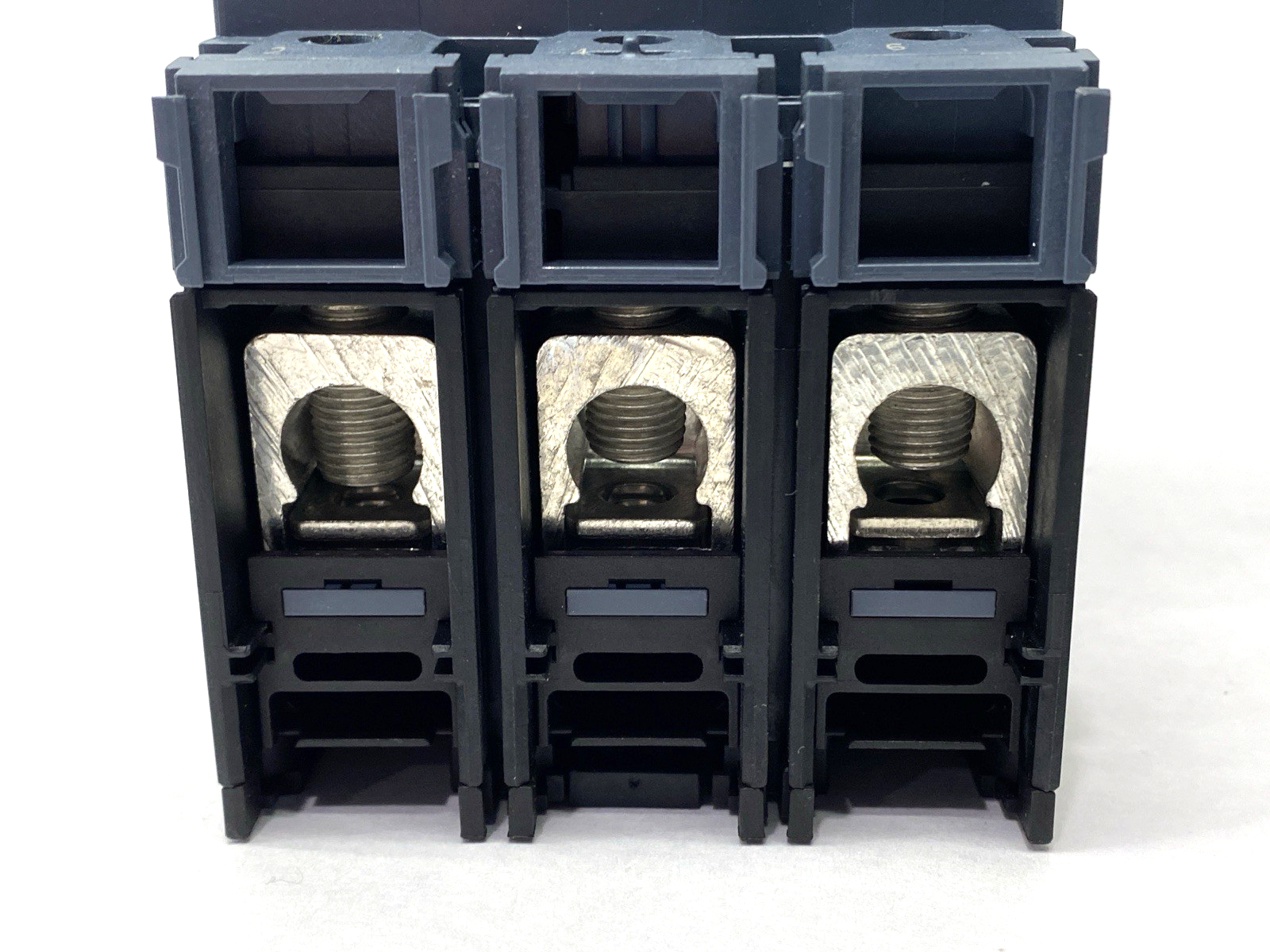 Siemens 3VA5110-4ED31-0AA0 Circuit Breaker w/ 3VA9137-0FK31 Operator NO HANDLE - Maverick Industrial Sales