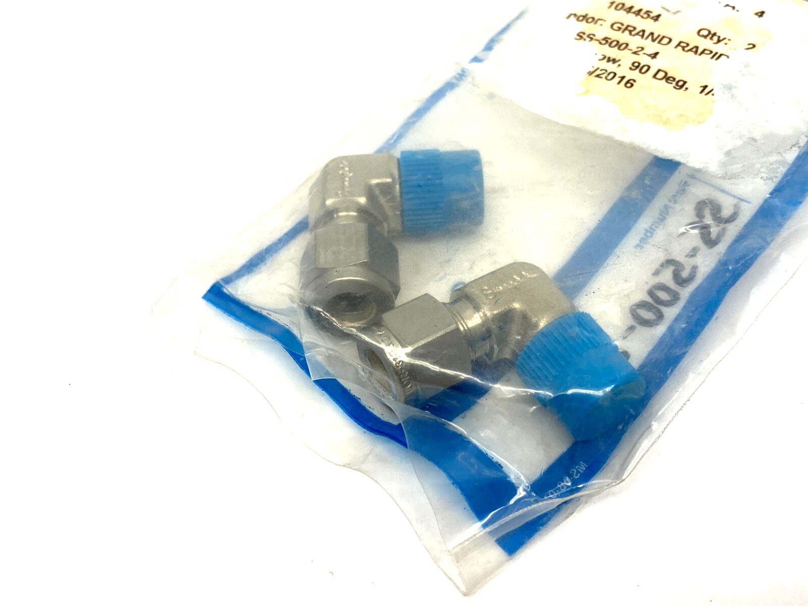 Swagelok SS-500-2-4 Stainless Steel Elbow Fitting 5/16" Tube 1/4" Pipe LOT OF 2 - Maverick Industrial Sales