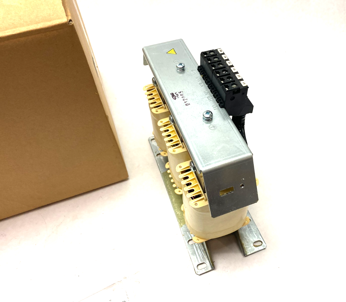 Siemens 6SL3202-0AE21-8CA0 SINAMICS Output Reactor 380-480V - Maverick Industrial Sales