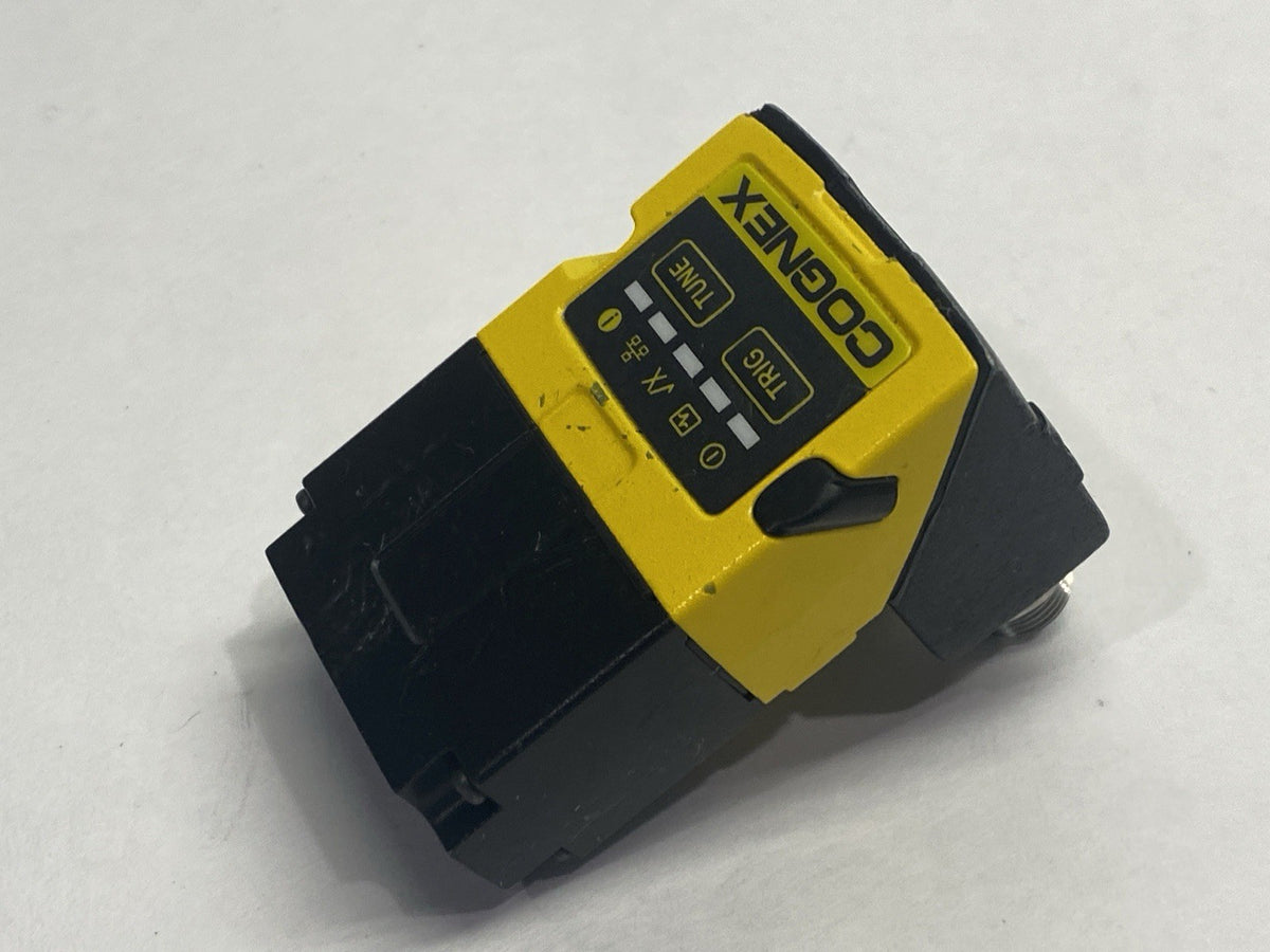 825-10807-1R 02, IS2000M-130-40-L18 | Cognex IS2000M-130-40-L18 In-Sight 2000 Vision Sensor 825-10807-1R 02 - Used - Maverick Industrial Sales