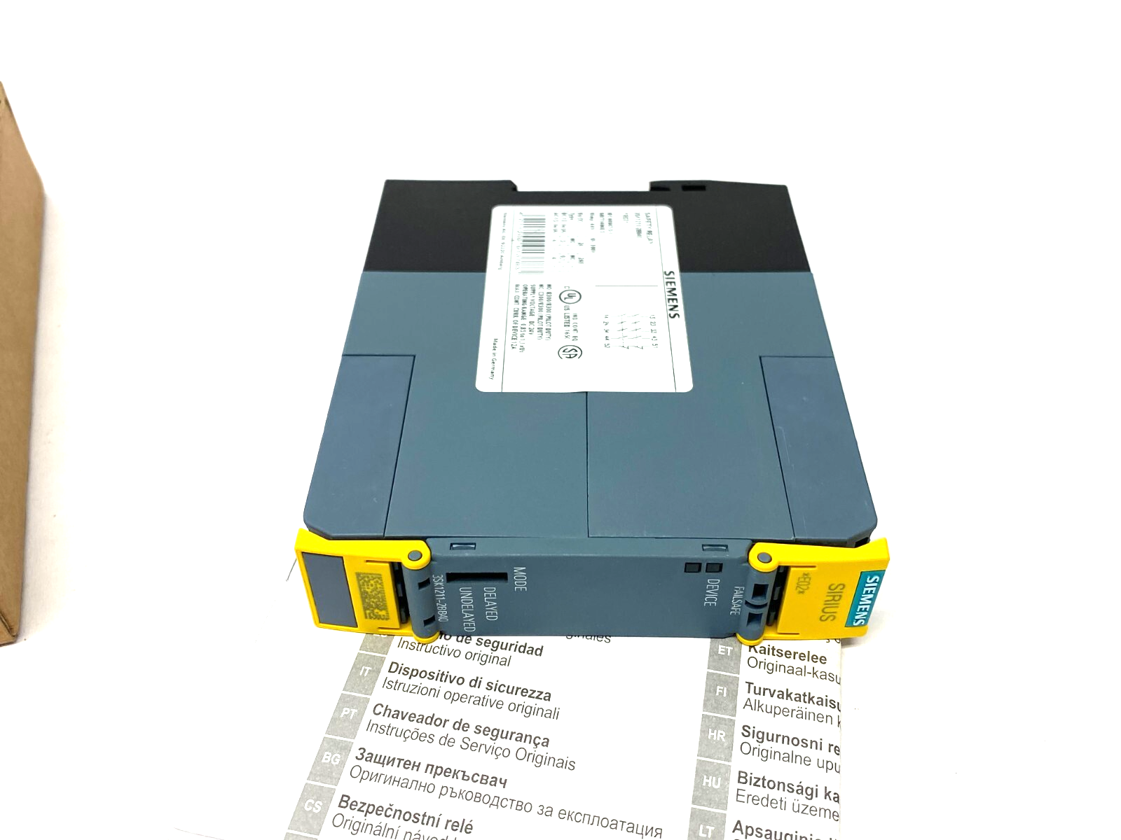 Siemens 3SK1211-2BB40 SIRIUS Safety Relay - Maverick Industrial Sales