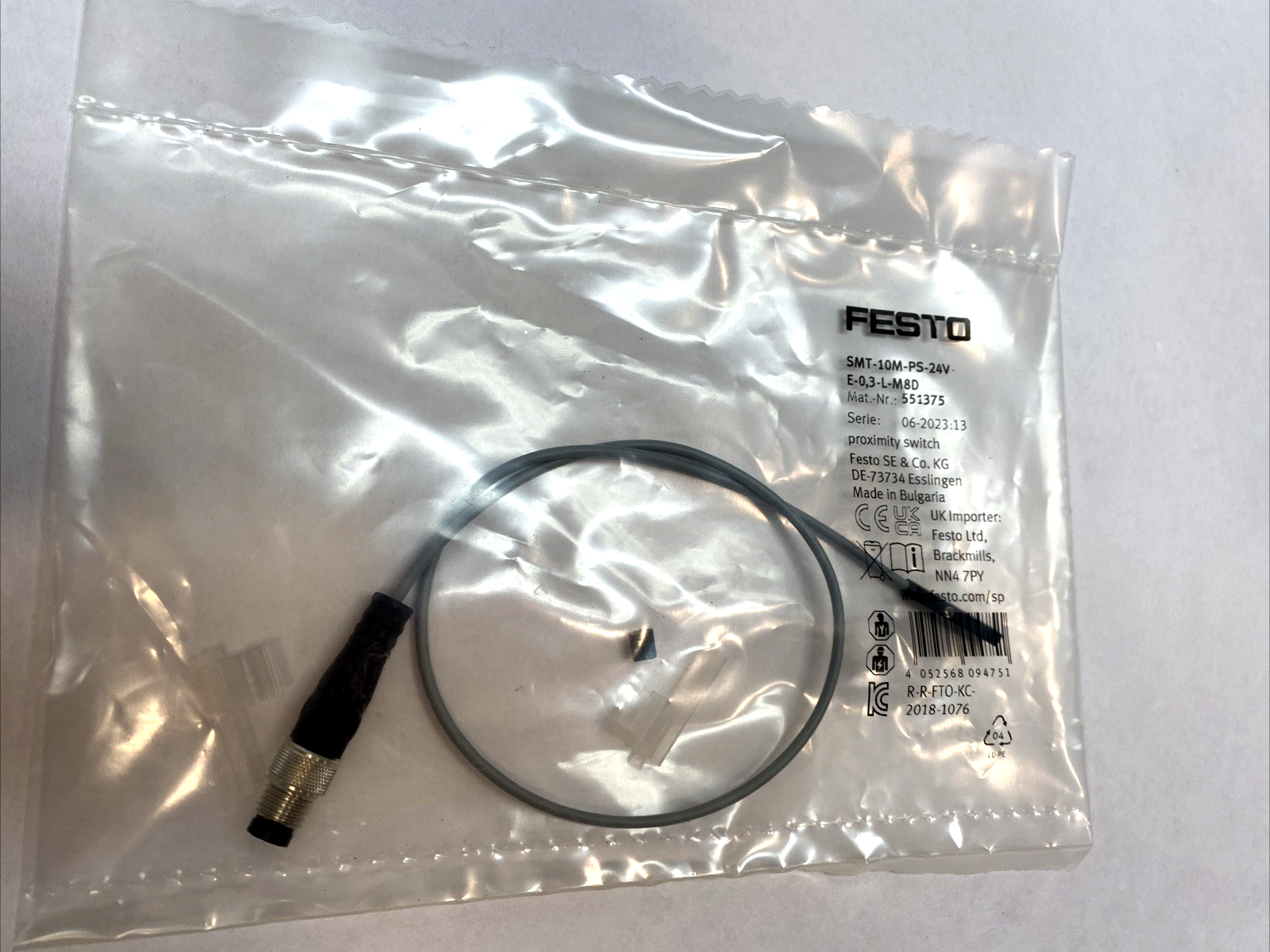 Festo SMT-10M-PS-24V-E-0.3-L-M8D Proximity Switch 551375 - Maverick Industrial Sales