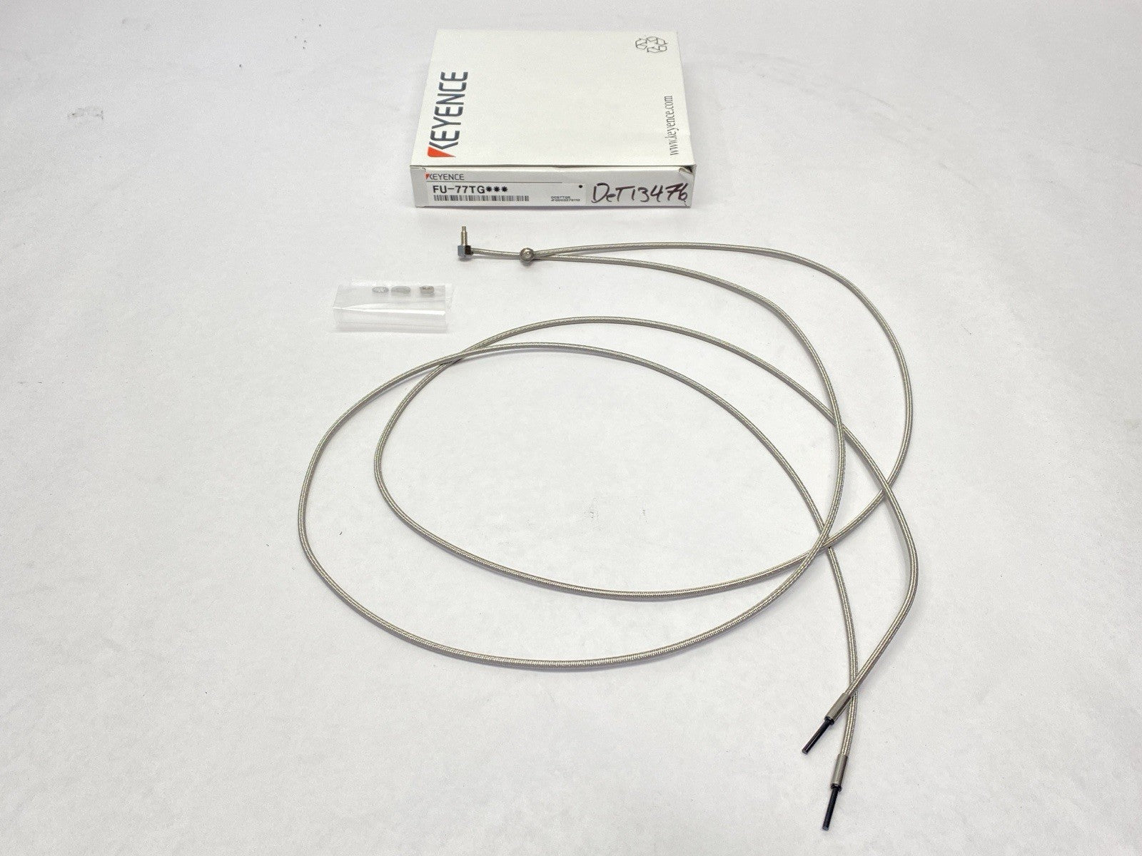 Keyence FU-77TG Thrubeam Type Fiber Unit M4 Right Angle 1m Length - Maverick Industrial Sales