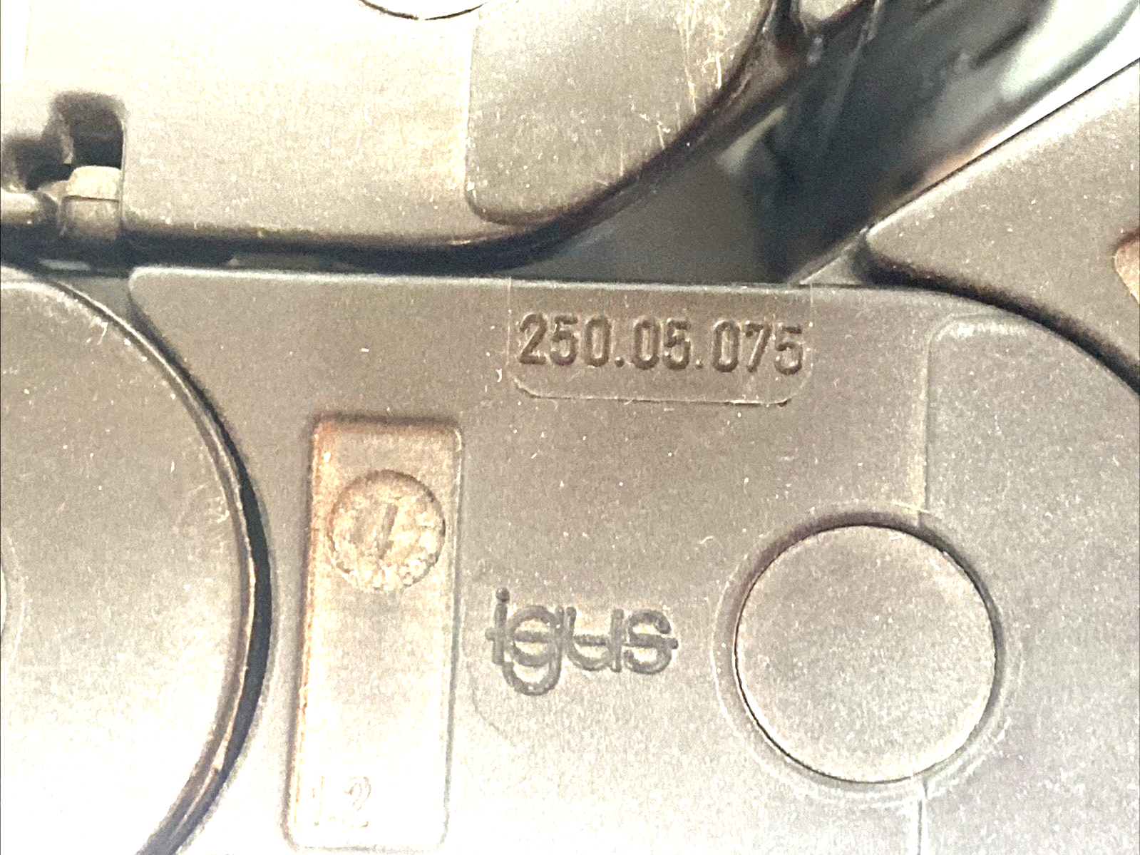 Igus 250.05.075 Energy Chain Cable Carrier 13 Links - Maverick Industrial Sales