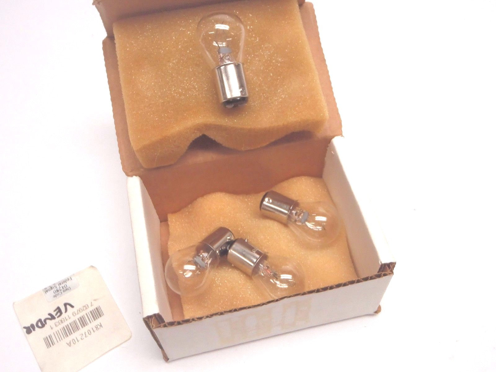 Federal Signal K8107210A 24V Lamp CM1080 LOT OF 4 - Maverick Industrial Sales