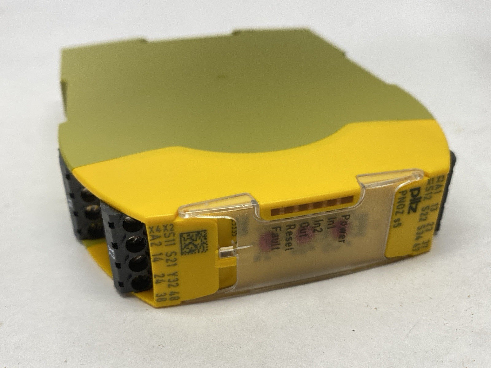 PNOZ s5 24VDC 2n/o 2n/ot | Pilz Sigma Safety Relay 750105 - Used - Maverick Industrial Sales