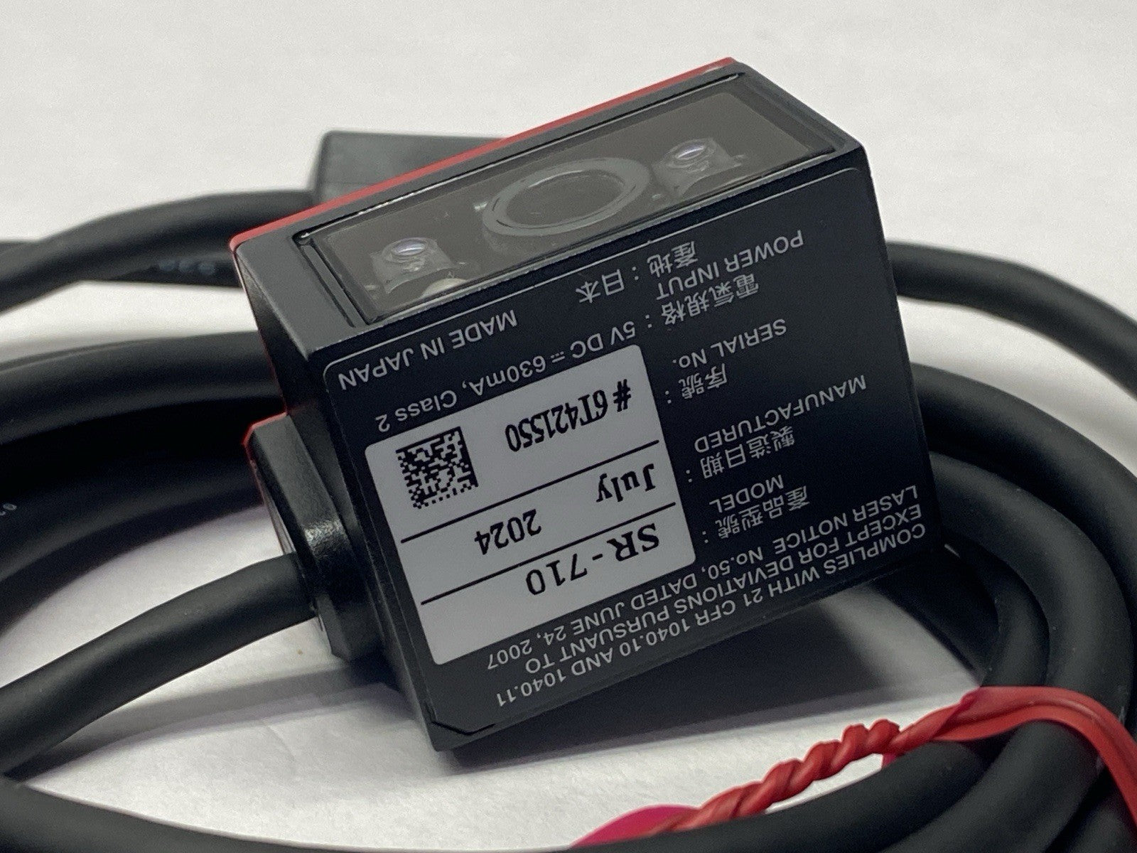 SR-710 | Keyence Ultra-Compact Fixed Type Code Reader, Middle Range - New – Open box - Maverick Industrial Sales