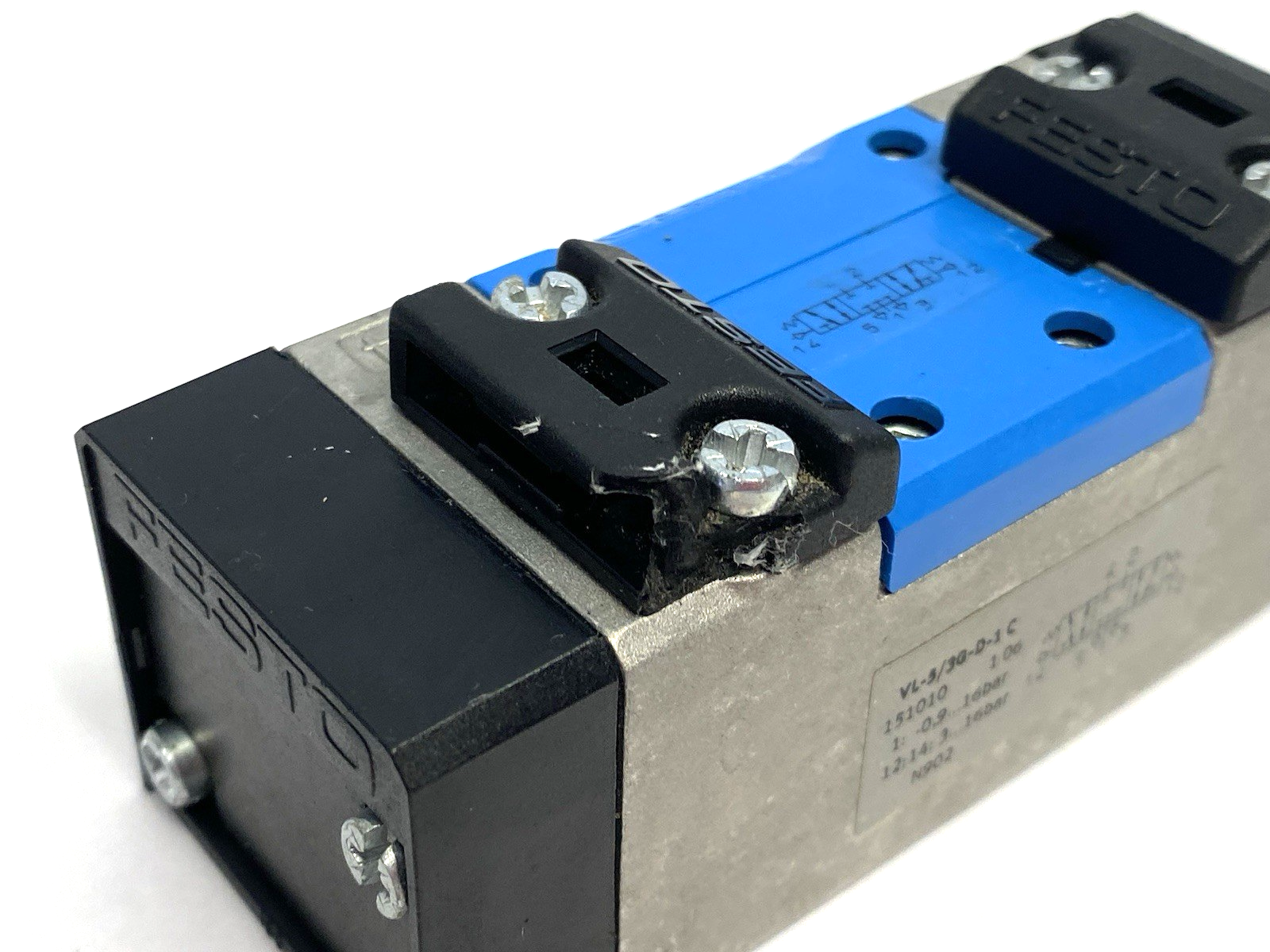 Festo VL-5-3G-D-1-C Pneumatic Valve 151010 CRACKED BODY - Maverick Industrial Sales