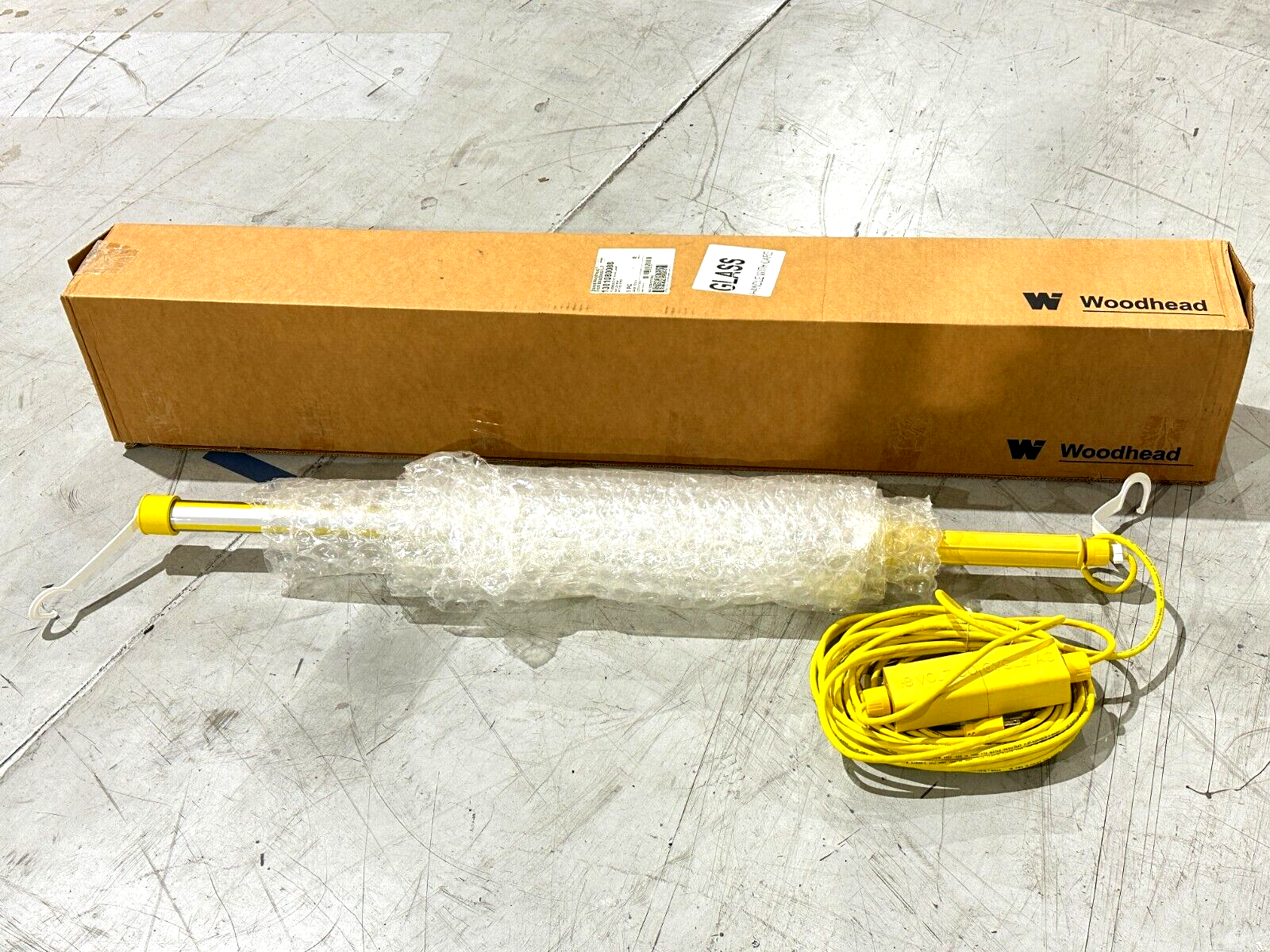 Daniel Woodhead 1015-3 Fluorescent Hand Lamp 30W 120V 50ft Cord 1301080088 - Maverick Industrial Sales