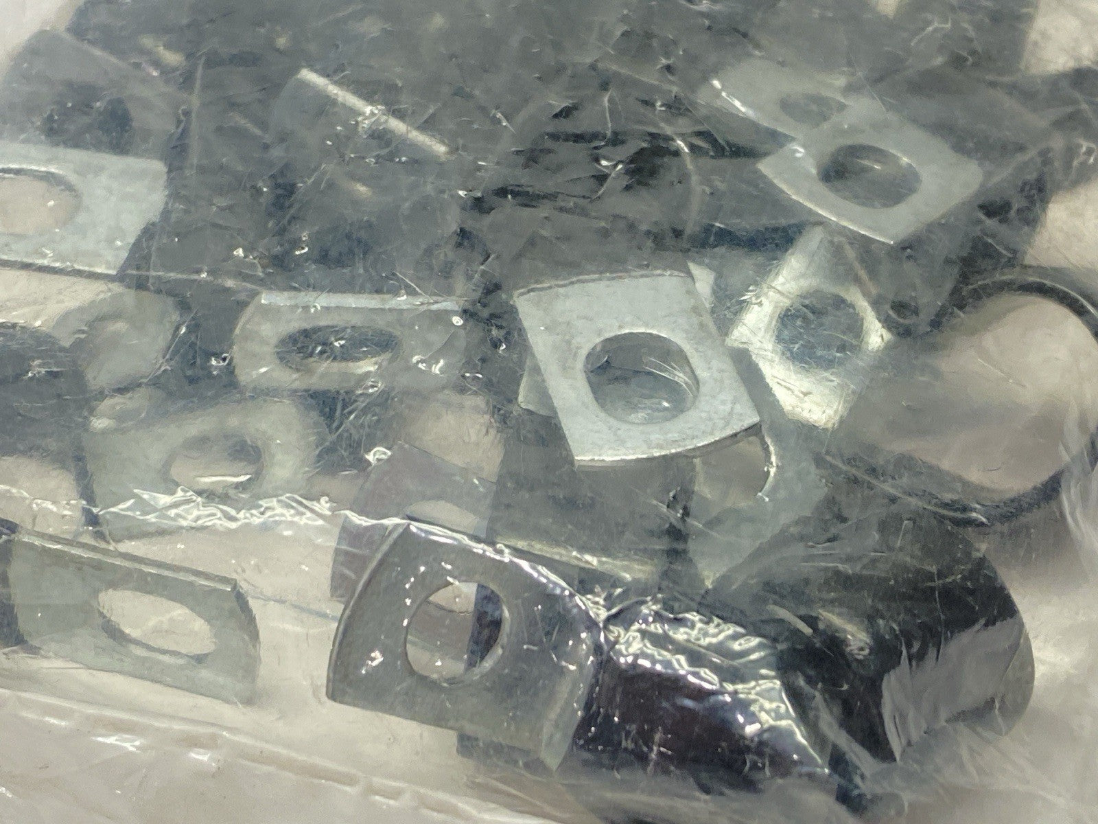 COV0909Z1 Vibration-Damping Loop Clamp Vinyl Cushion 1/2" ID 1-1/4" L LOT OF 25 - Maverick Industrial Sales