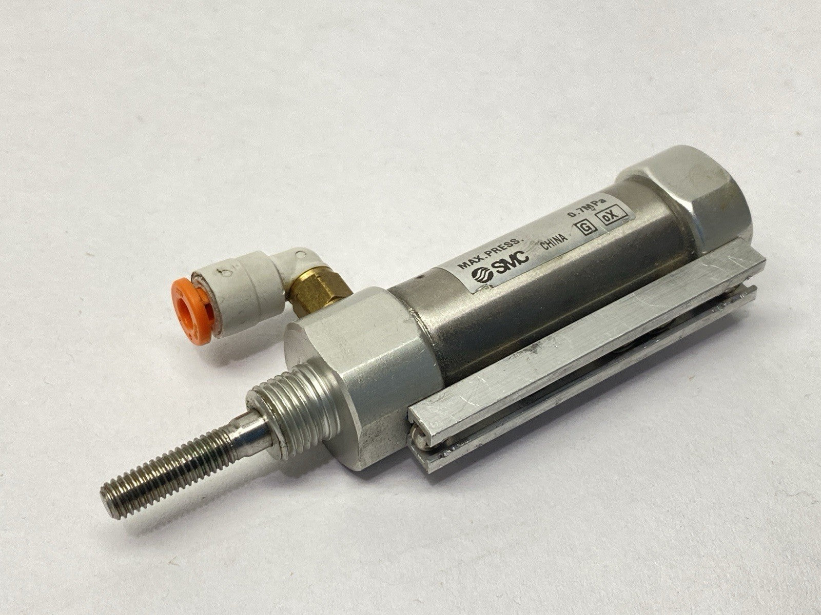 CDJ2B16-15-A | SMC Pneumatic Cylinder 16mm Bore 15mm Stroke - Used - Maverick Industrial Sales