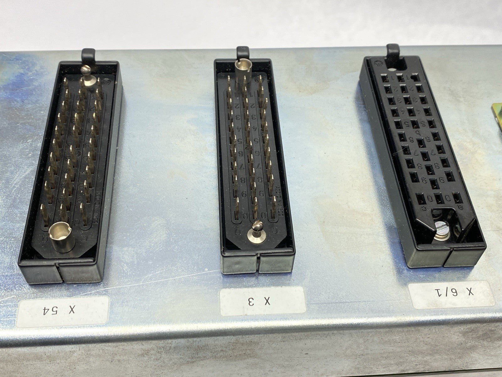 Hartmann + Lämmle 781 462-462 Electronic PCB Card Chassis TC500 781-462-1101.3 - Maverick Industrial Sales