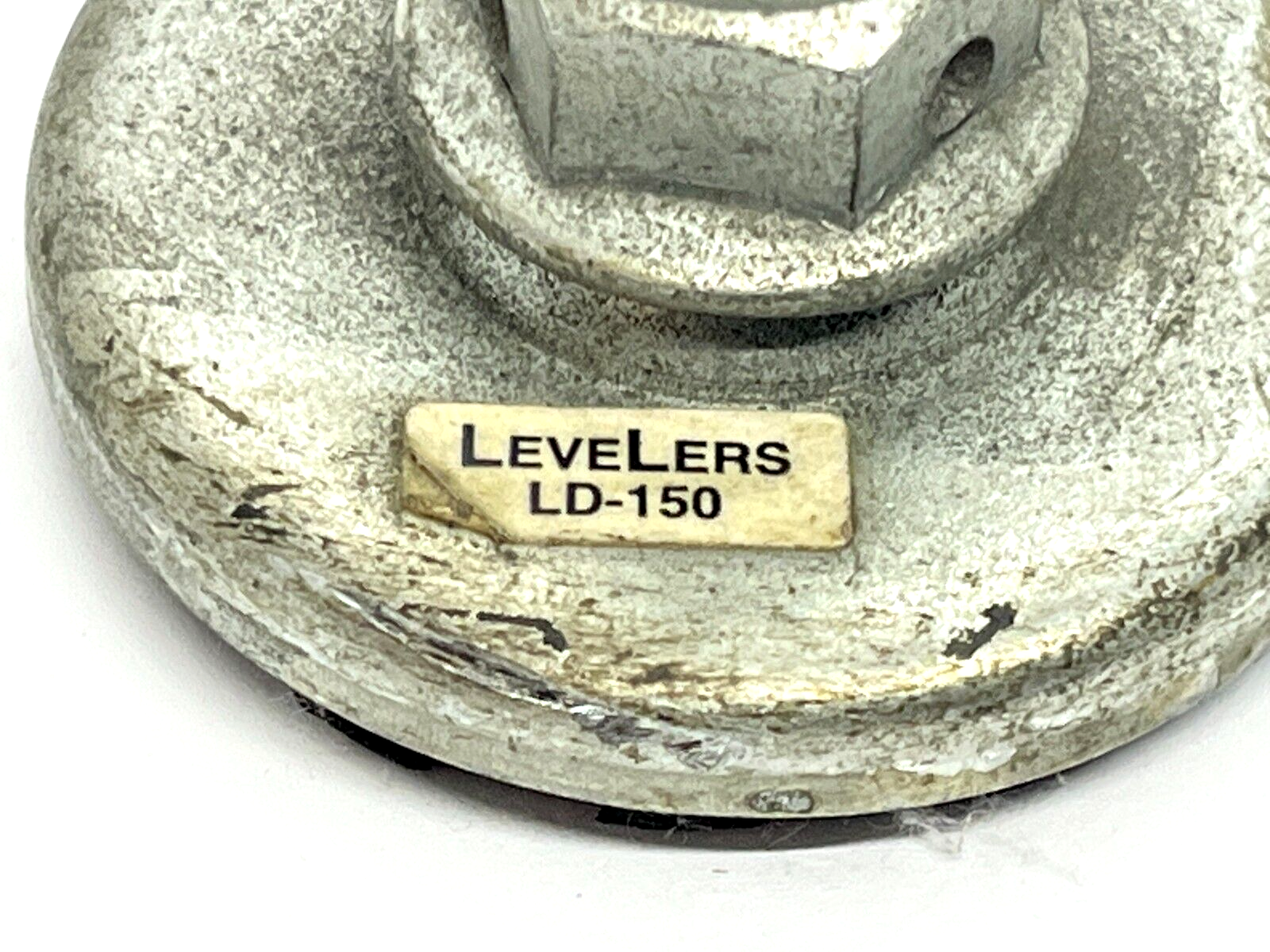 LD-150 | Tech Products Pivotal Stud Mount Leveling Pad 1/2-13 Bolt Thread - Used - Maverick Industrial Sales
