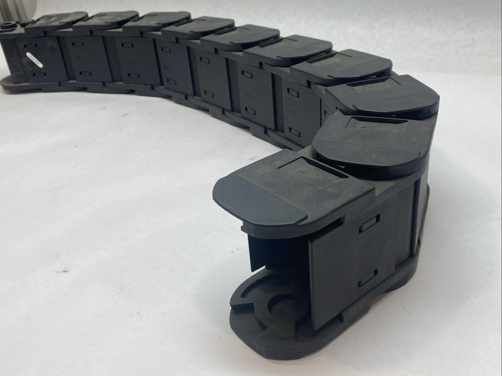 Igus 40.01.150 Energy Chain Cable Carrier 10 Links - Maverick Industrial Sales