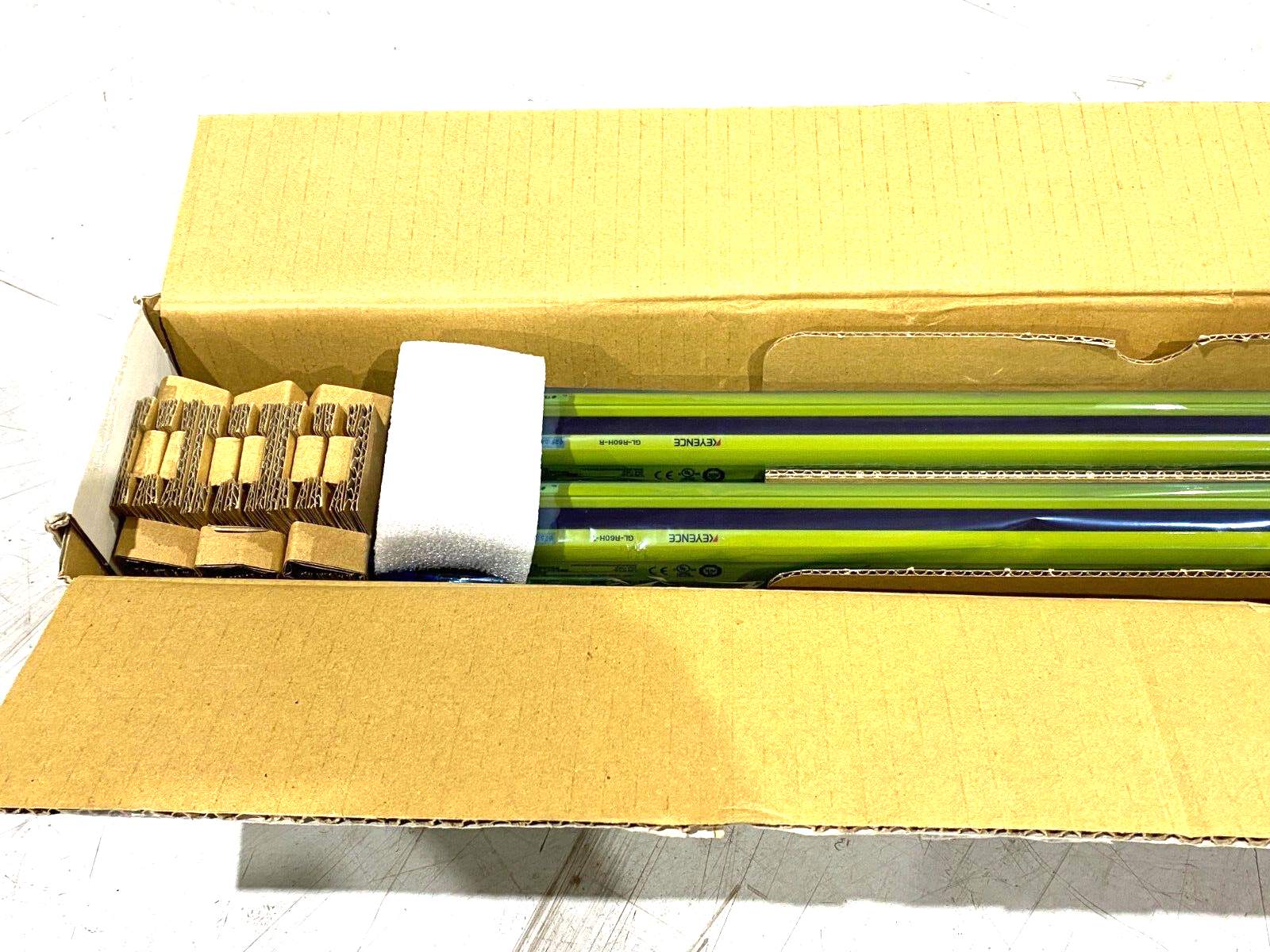 Keyence GL-R60H Light Curtain Main Unit Set Hand-Protection Type 60 Optical Axes - Maverick Industrial Sales