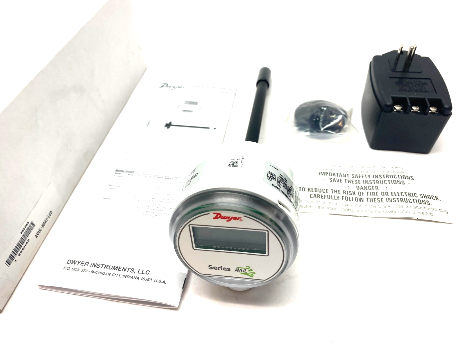 Dwyer AVUL-5DA1-LCD Air Velocity Transmitter 5-Digit 101865-01 - Maverick Industrial Sales