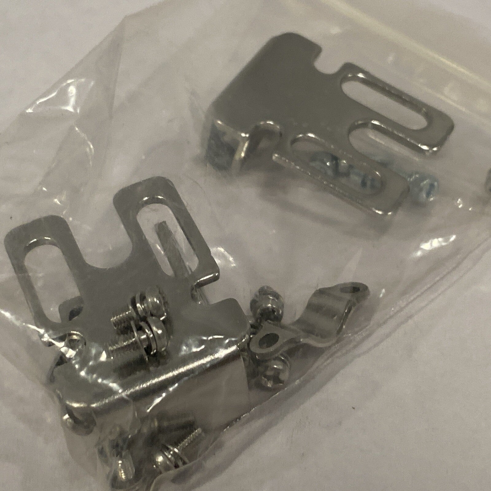 OP-42347 | Keyence Light Curtain Mounting Bracket - New - Maverick Industrial Sales