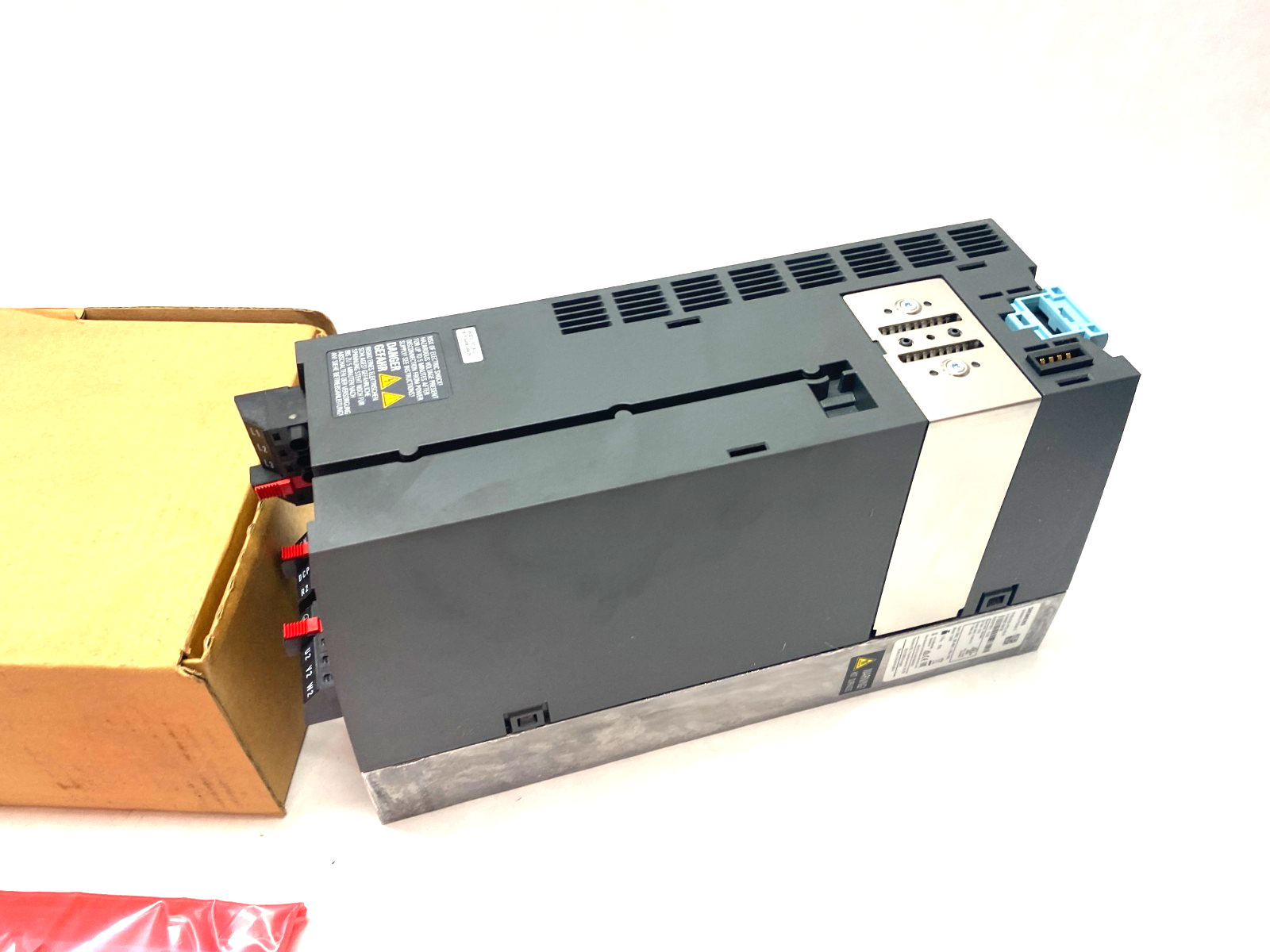 Siemens 6SL3210-1PE21-8UL0 SINAMICS PM240-2 Power Module 380-480V - Maverick Industrial Sales