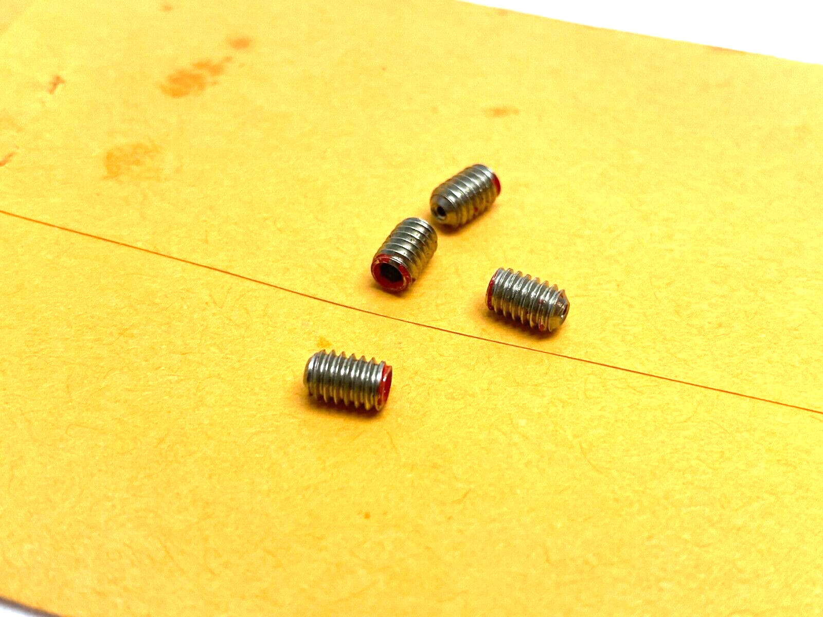 Nordson 7443675 Orifice Screw Kit, 0.040, Red PKG OF 4 - Maverick Industrial Sales