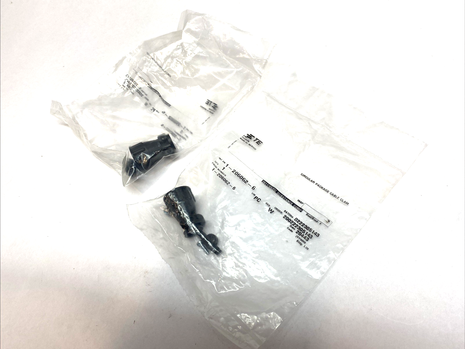 TE Connectivity 1-206062-6 AMP CPC Cable Clamp Kit Size 11 Straight LOT OF 2 - Maverick Industrial Sales