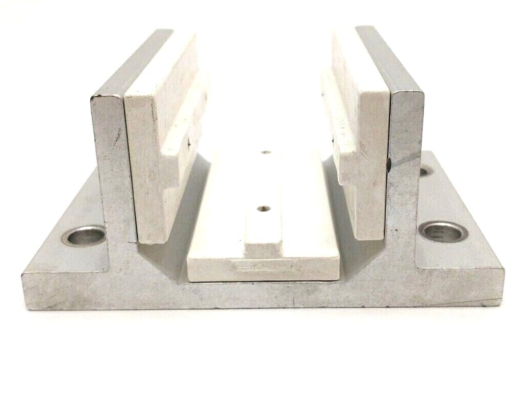 6825 | 80/20 3-Slot Double Flange Short Standard Linear Bearing, Aluminum, 15 Ser. - Used - Maverick Industrial Sales