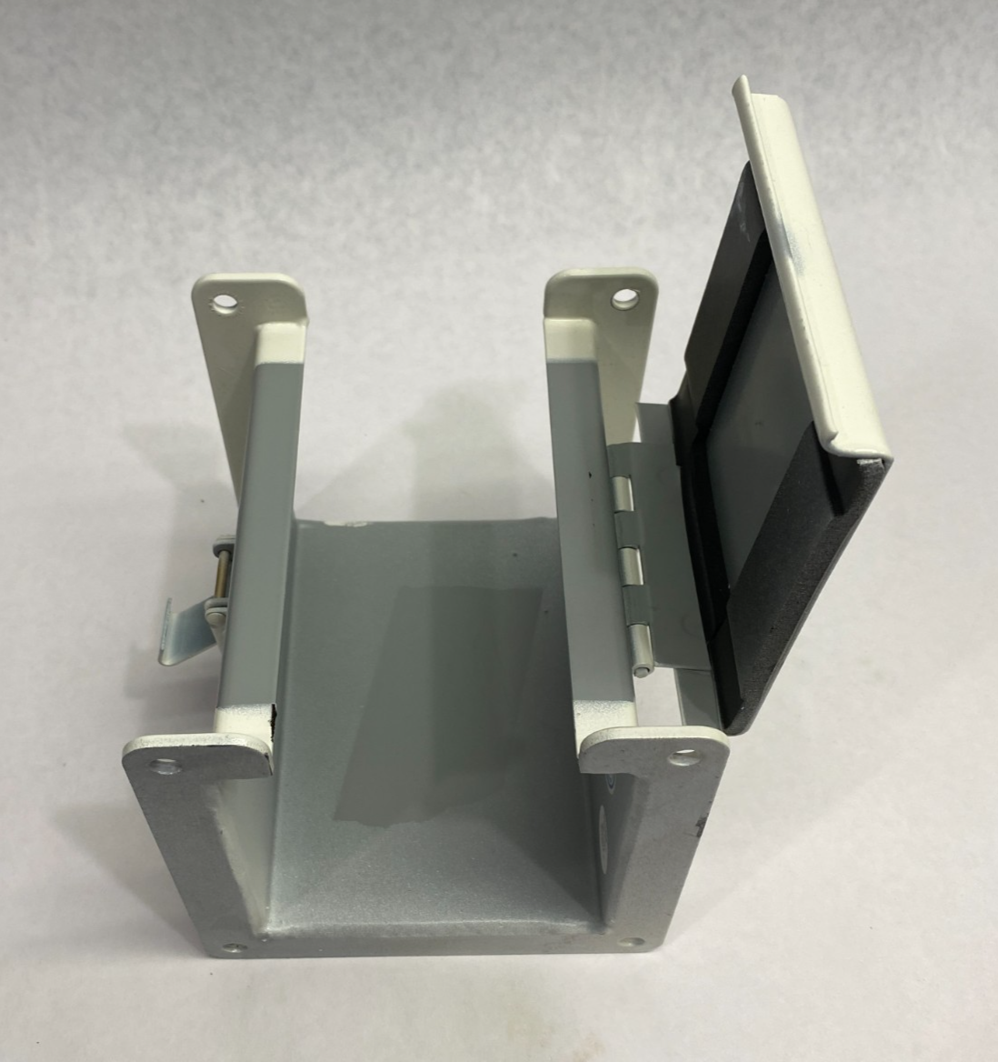 F44L06 | Hoffman nVent Lay-in Wireway Section Straight Hinged Cover PAINTED WHITE - New – Open box - Maverick Industrial Sales