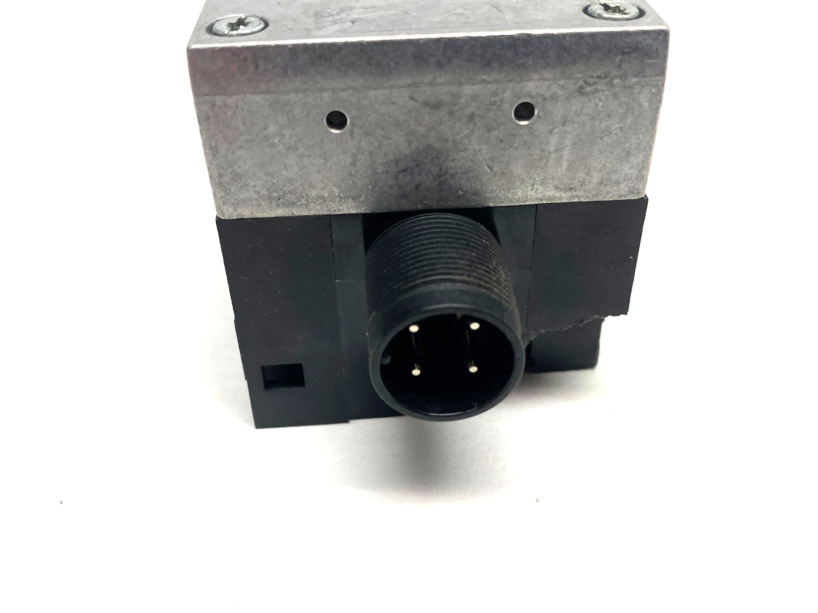 Festo CPX-FB33 Bus Node 548755, CPX-GE-EV-S Interlink Block 195746 CRACKED - Maverick Industrial Sales