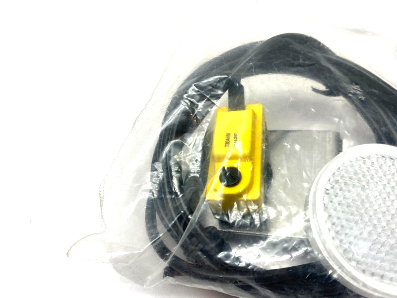 Banner QS18AP6LP-93245 All-Purpose Photoelectric Sensor w/ Reflection Unit 93245 - Maverick Industrial Sales