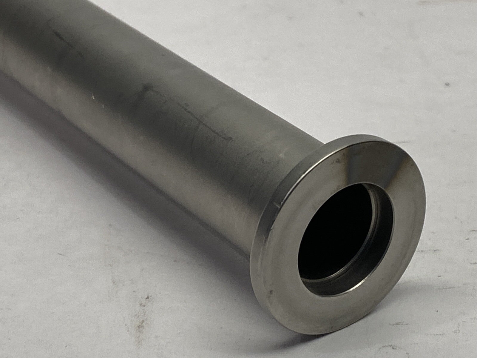 Scanlab 846993420-R00 High Vacuum Tubing 1.4301 / DN16x382,5 11809 - Maverick Industrial Sales