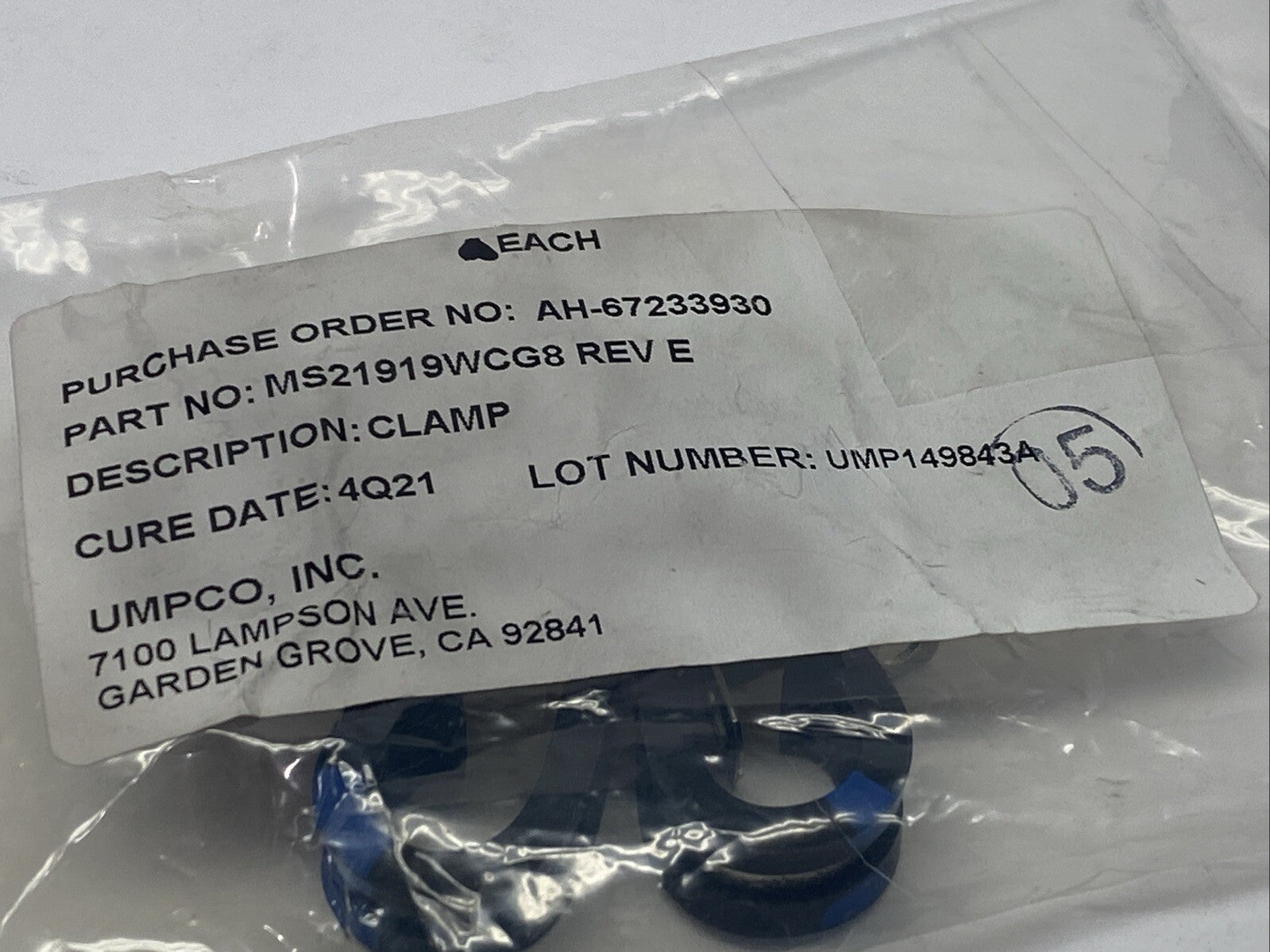 UMPCO MS21919WCG8 Rev E SS Cushion Clamp PKG OF 4 - Maverick Industrial Sales