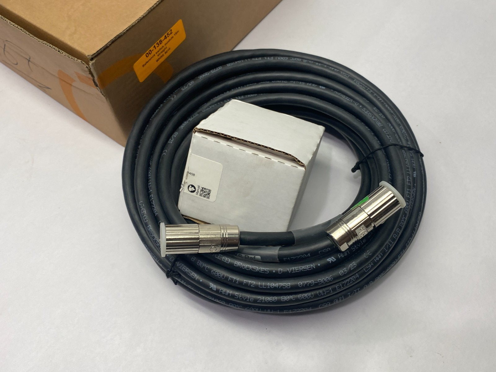 Kuka 00-138-452 Reference Switch Module, 15m Straight KRC4 Cable MISSING BRACKET - Maverick Industrial Sales