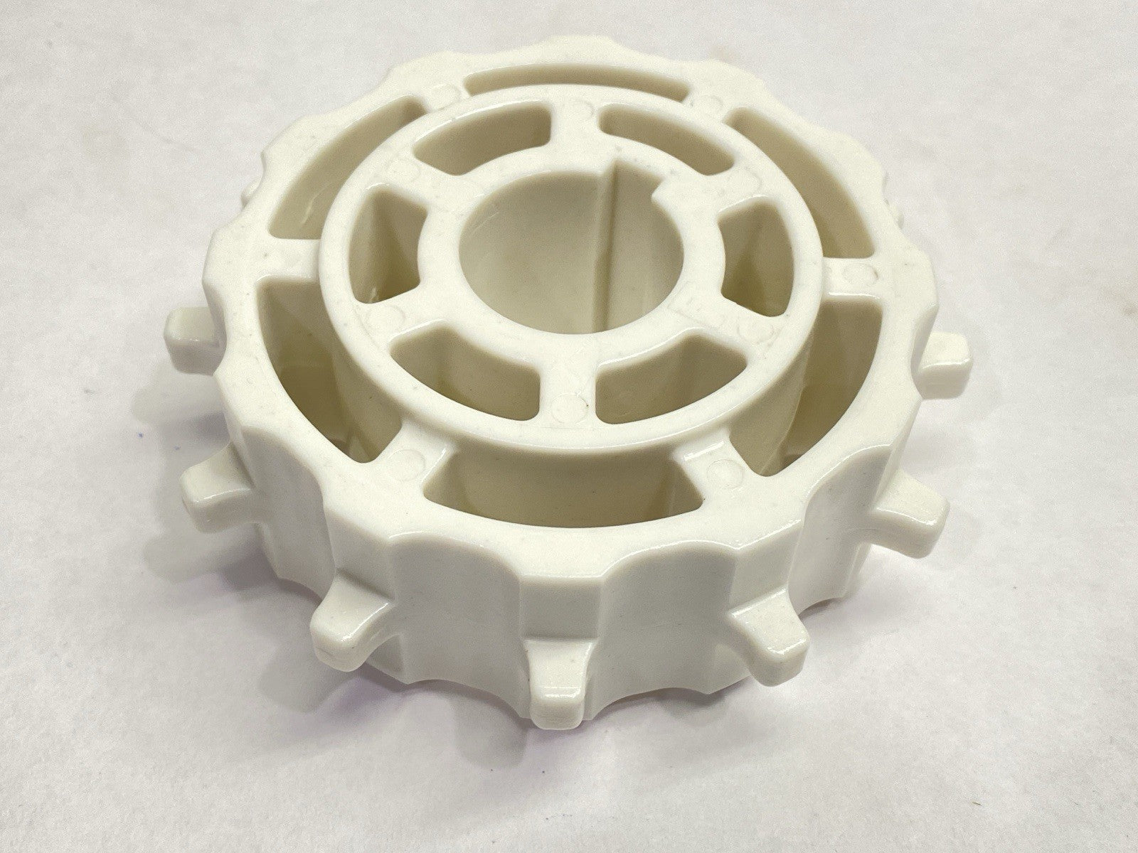 VAMIC KVP KS101210R | CRS Chain Sprocket 12 Teeth 3.87" Pitch- New – Open box - Maverick Industrial Sales