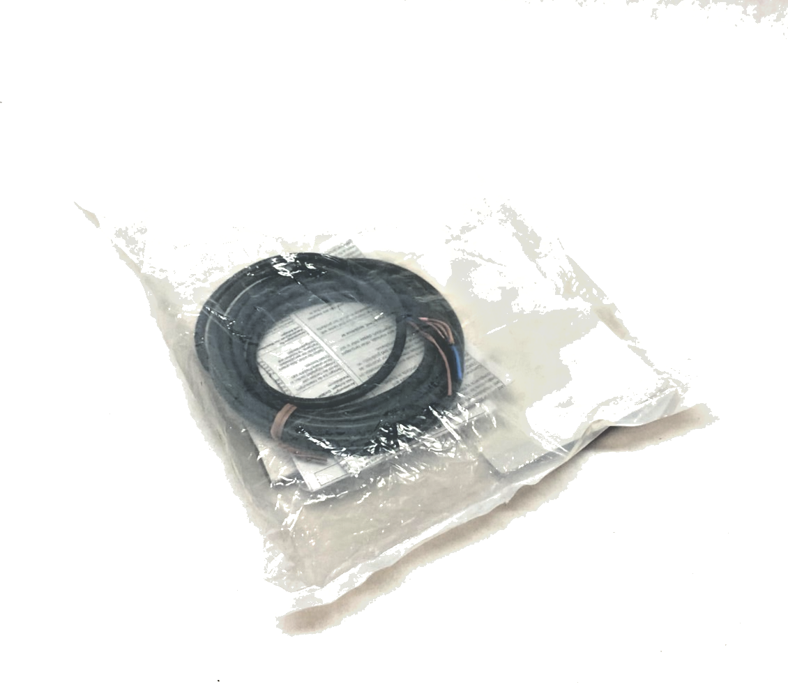 Omron E3ZM-V61 2M Color Mark Detection Compact Photoelectric Sensor - Maverick Industrial Sales